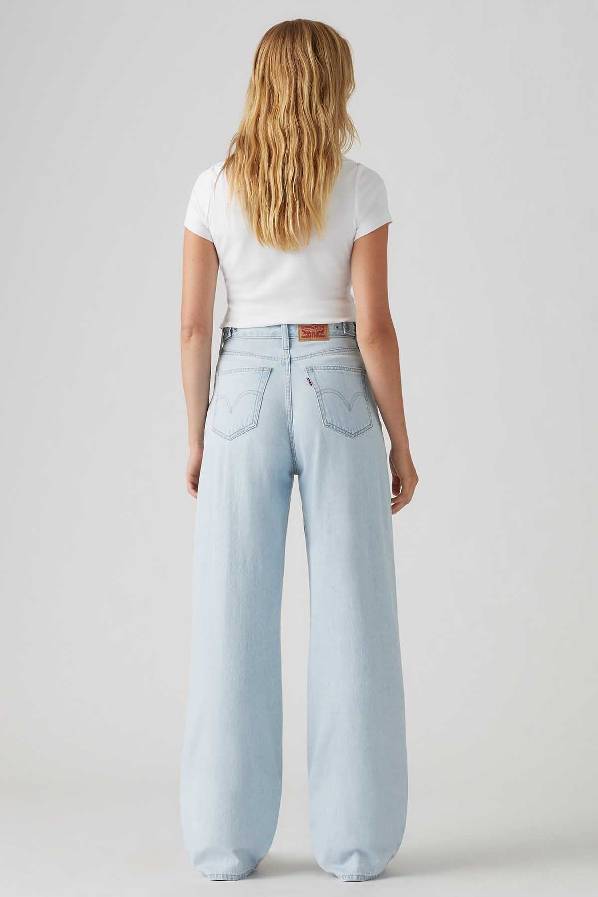 Levi's