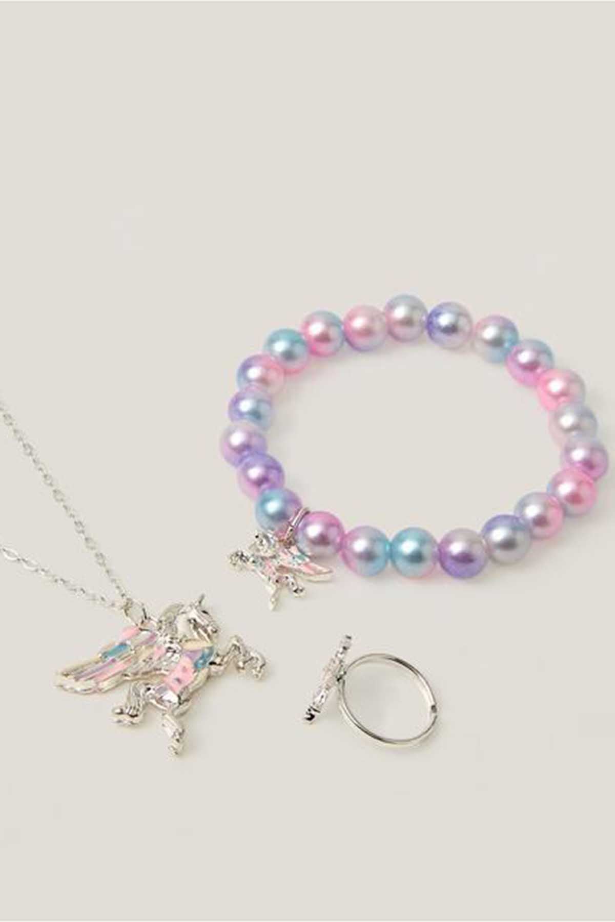 Accessorize - AK Galleria