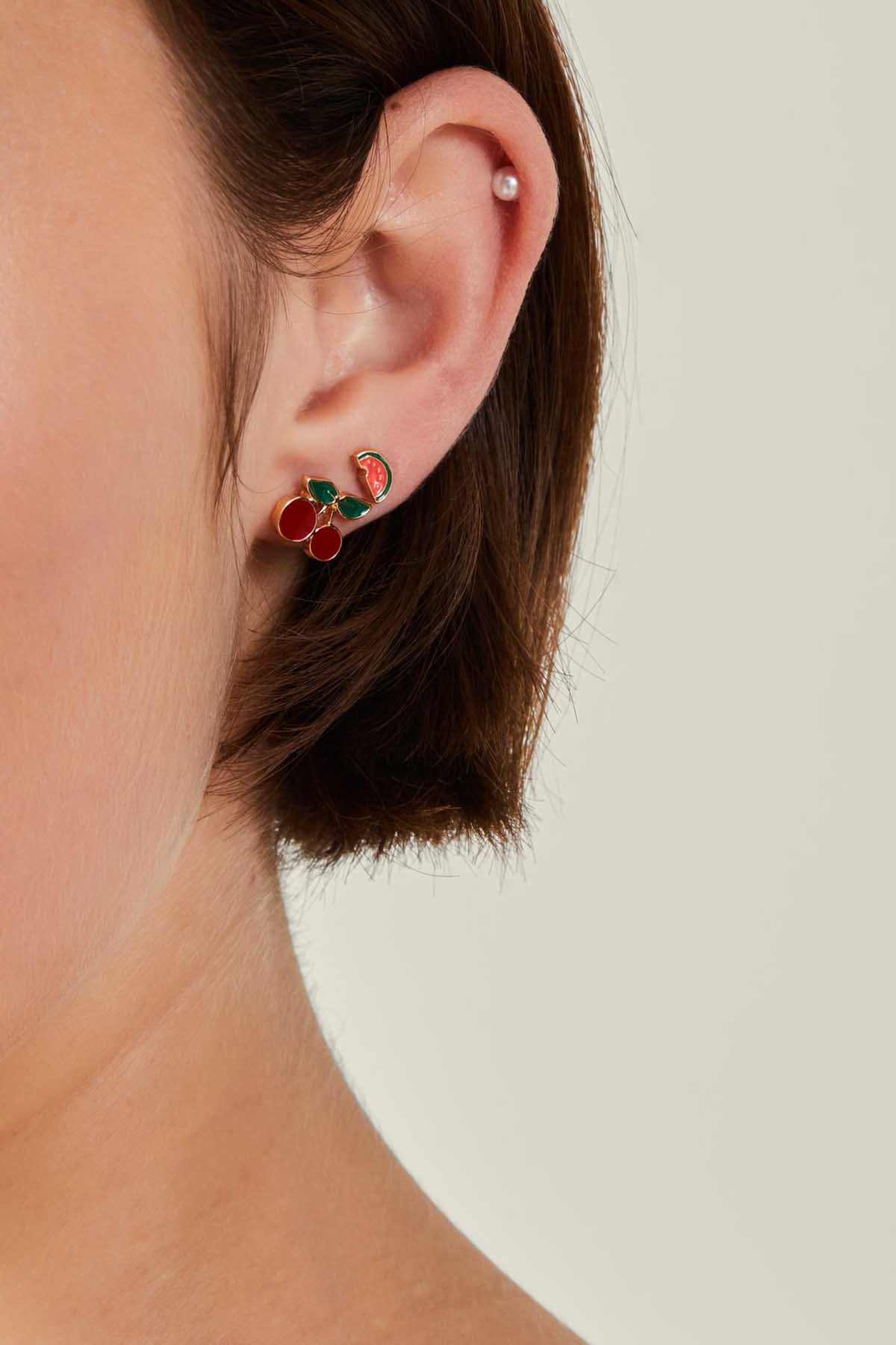 Accessorize