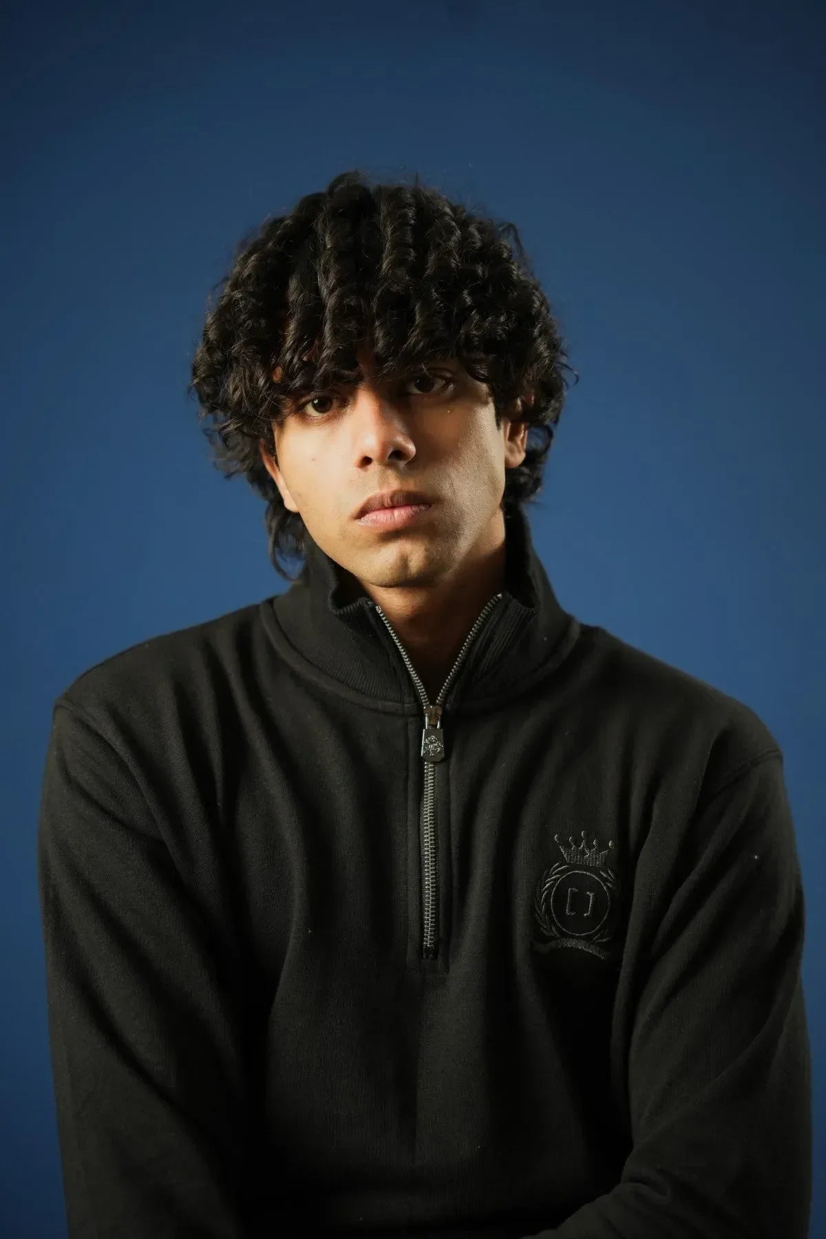 Brackets - AK Galleria