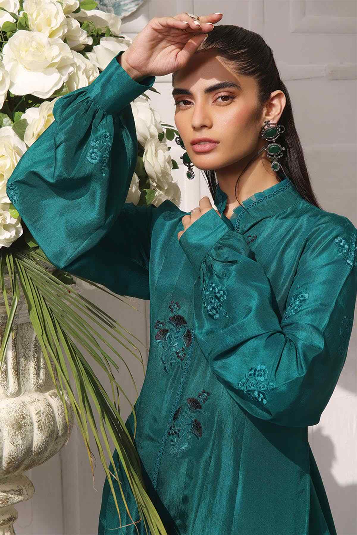 Nimra Kashif - AK Galleria