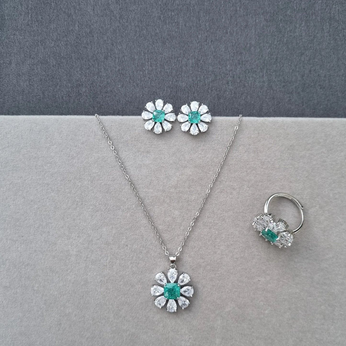 Pastels - AK Galleria