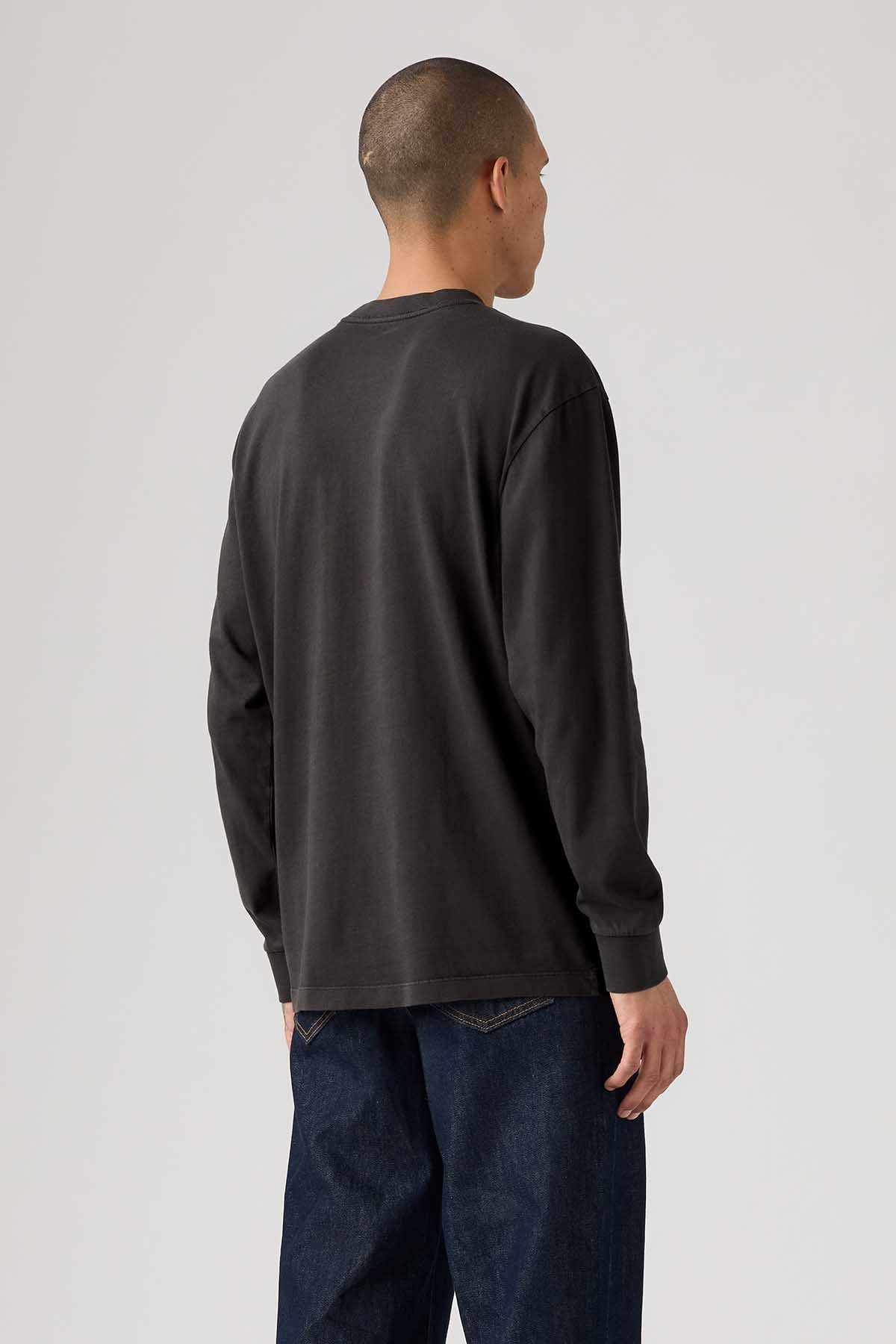 Levi's