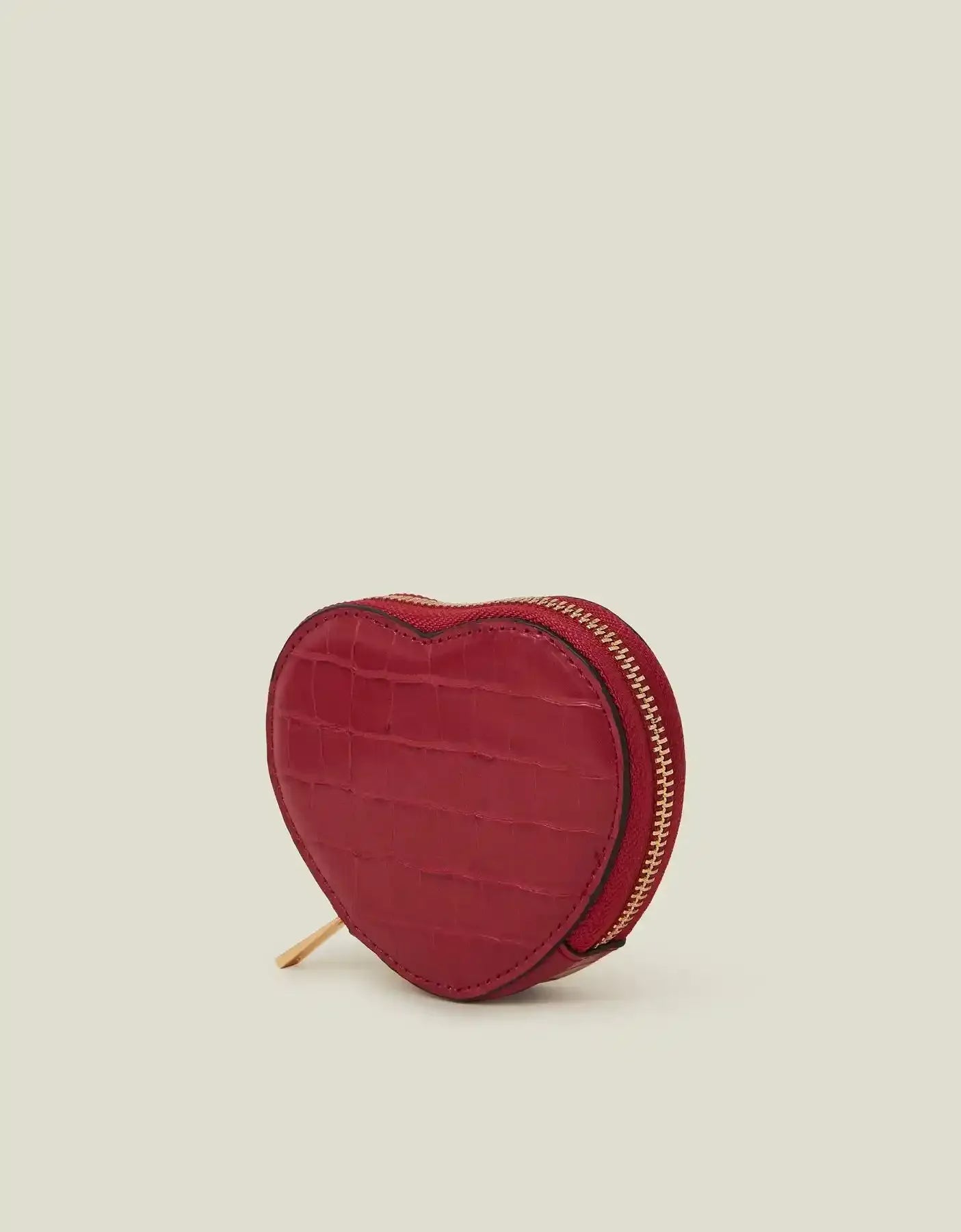 Accessorize - AK Galleria