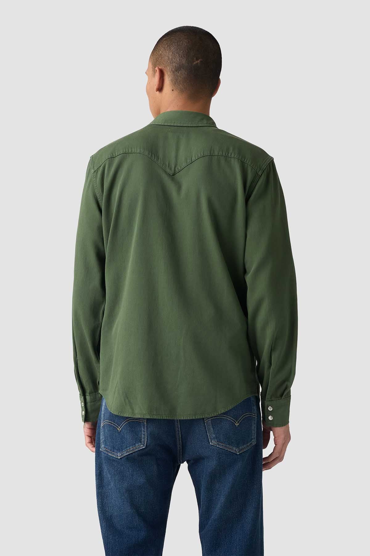 Levi's