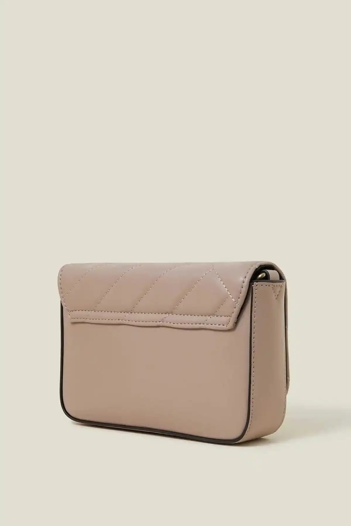 Accessorize - AK Galleria