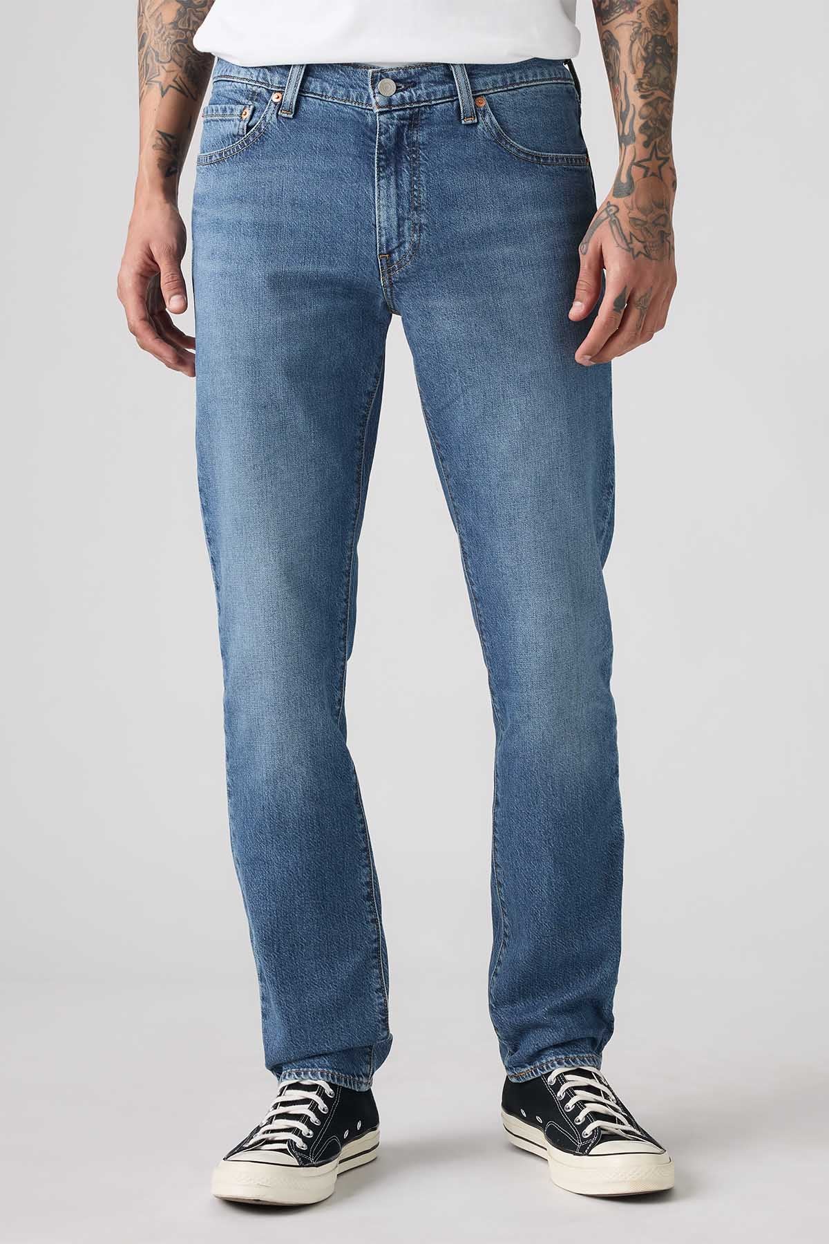 Levi's