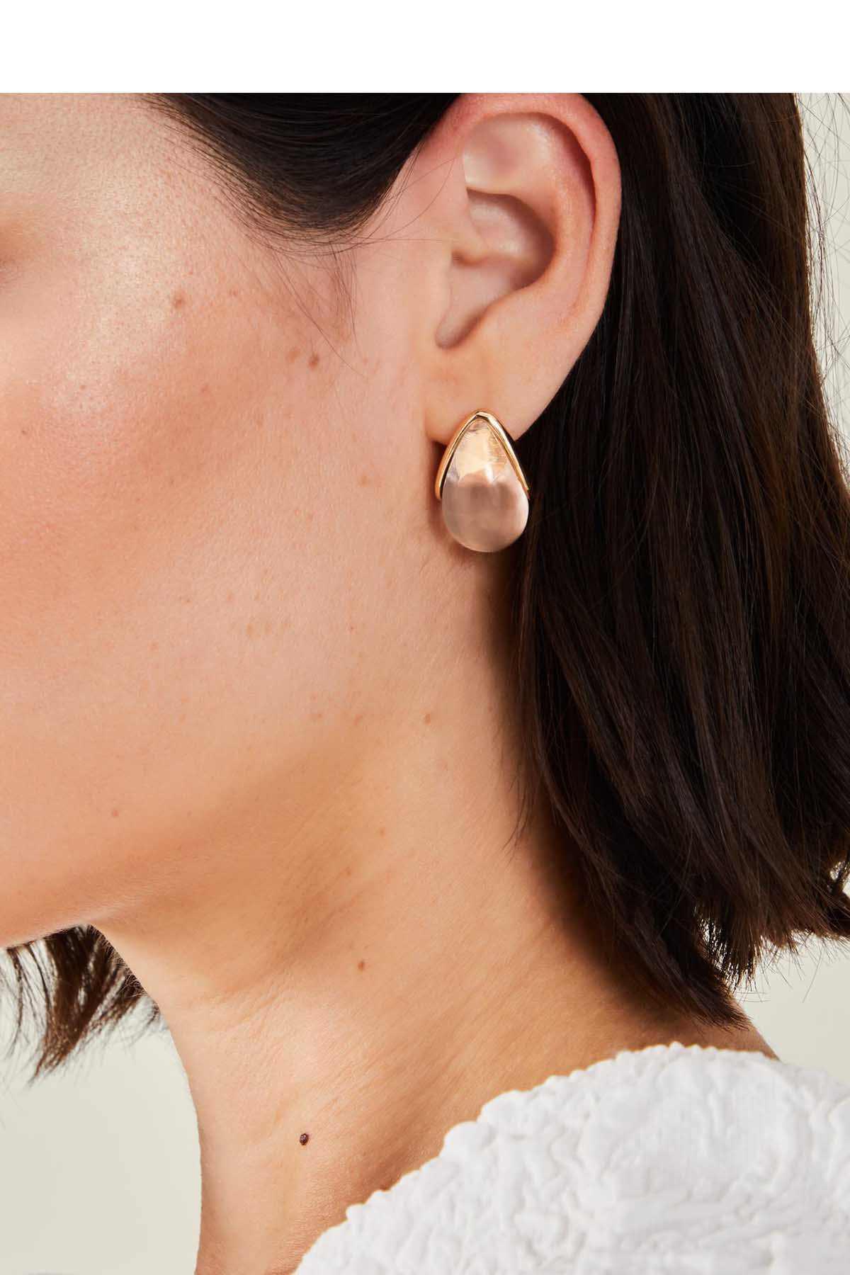 Accessorize - AK Galleria