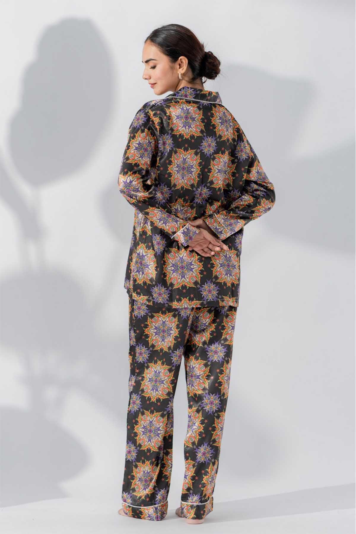 Valerie - AK Galleria