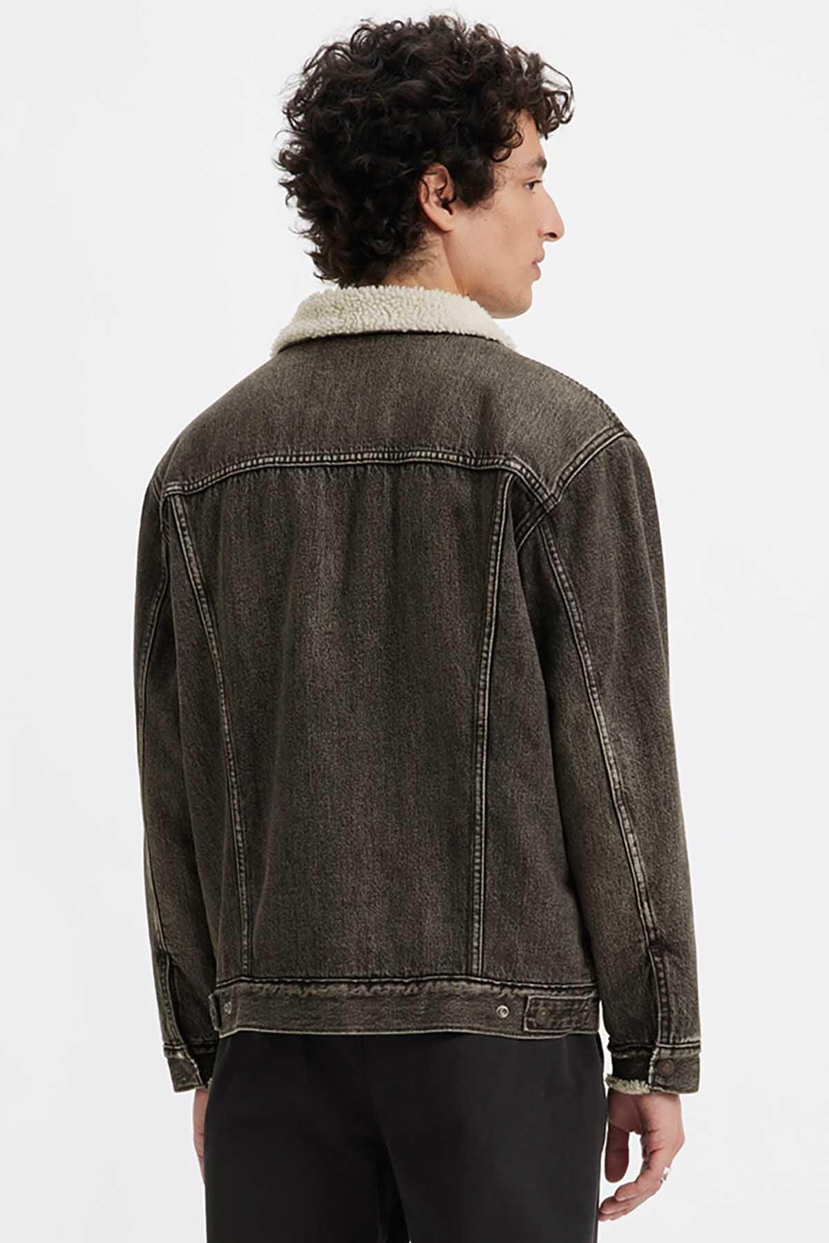 Levi's - AK Galleria