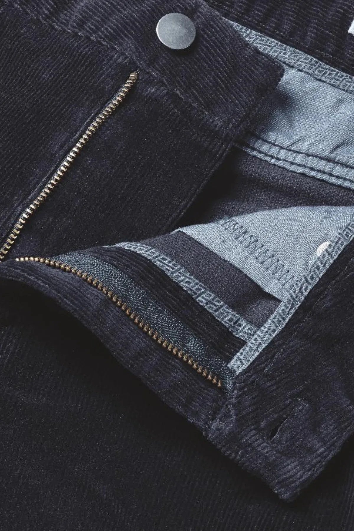 Charles Tyrwhitt - AK Galleria