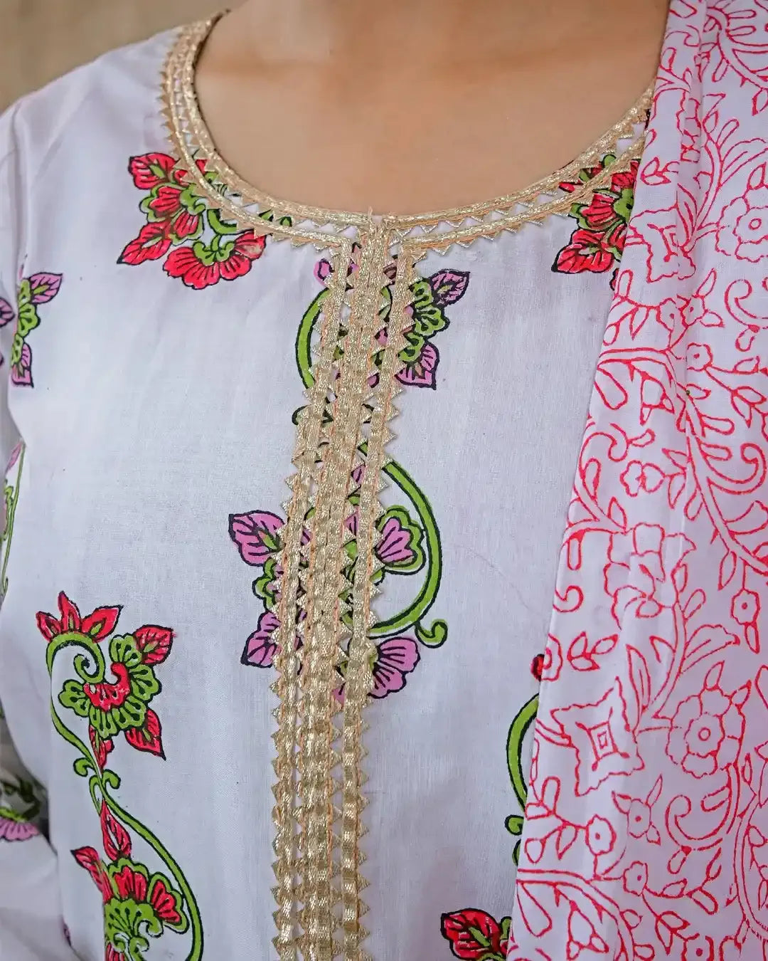 AYLA STUDIO - AK Galleria