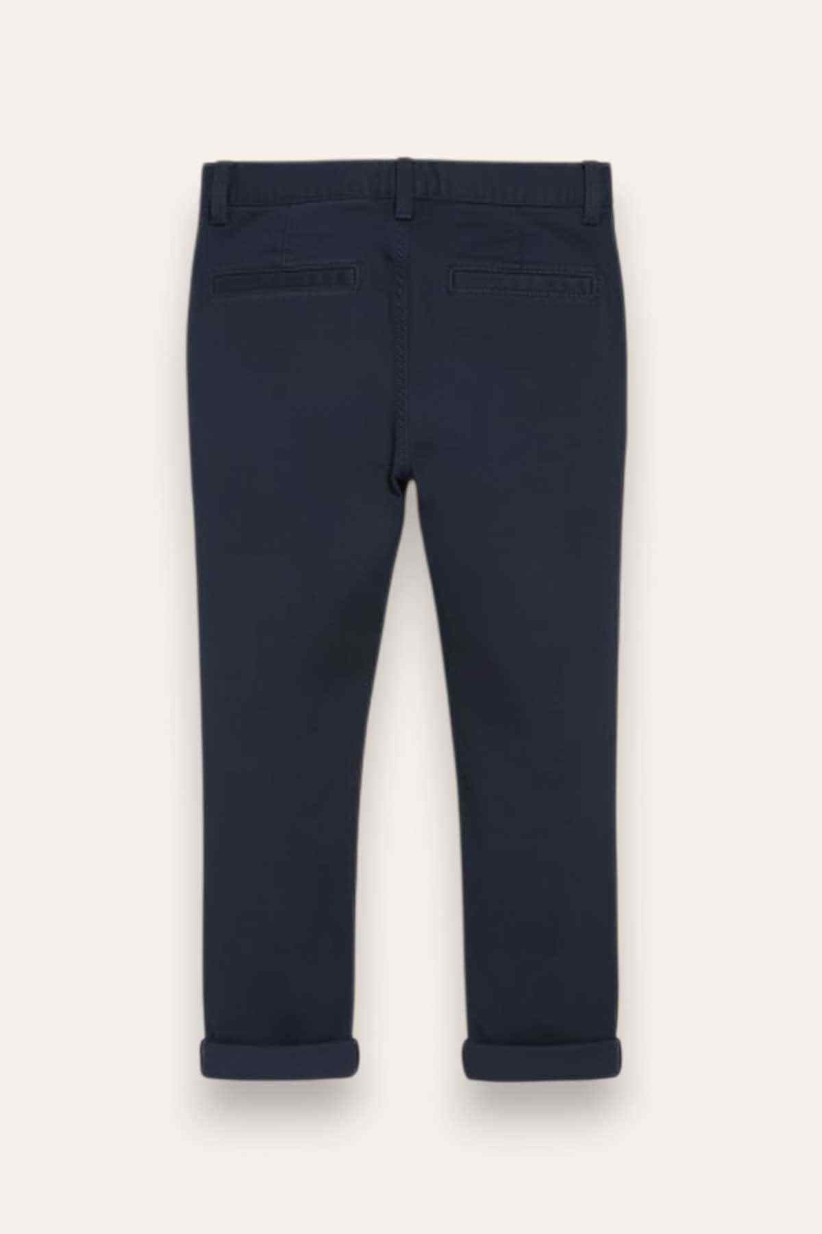 Navy trousers with belt loops and straight-leg fit
