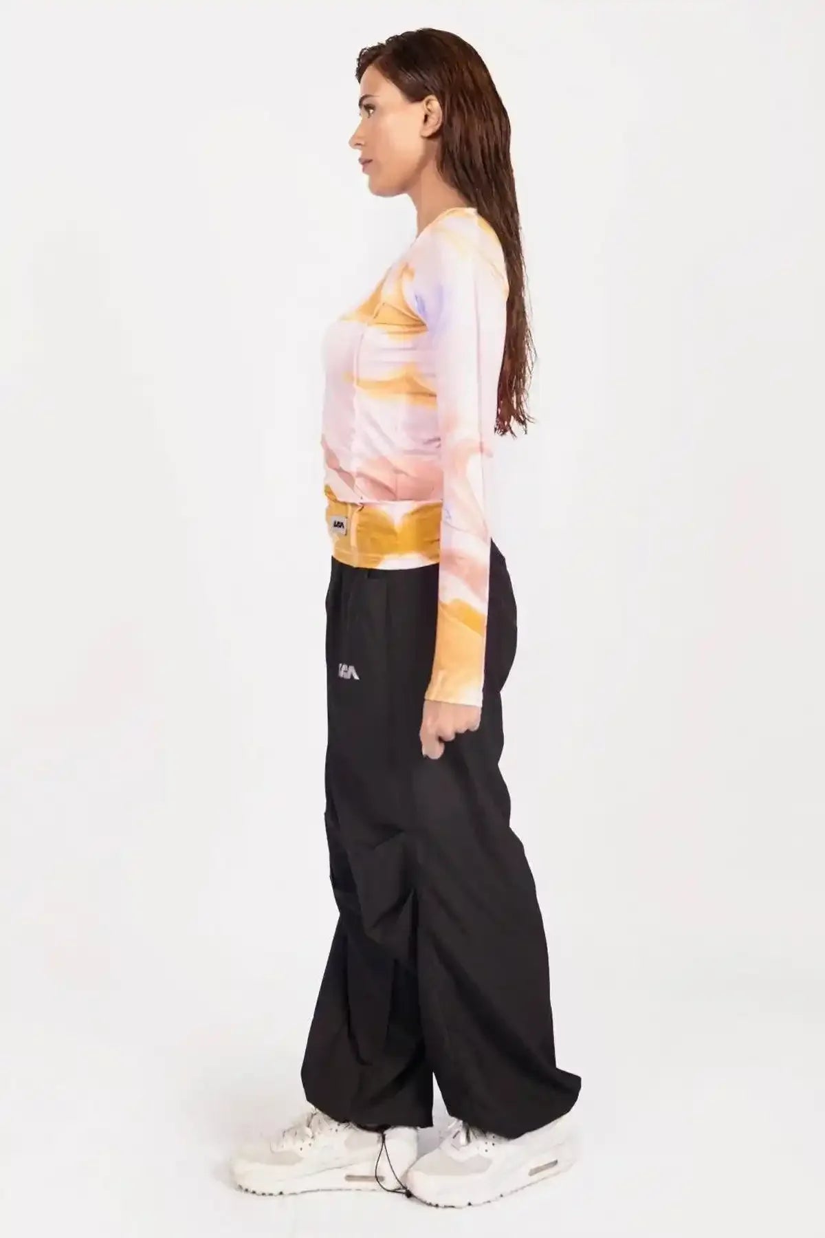 LIVING FIT APPAREL - AK Galleria