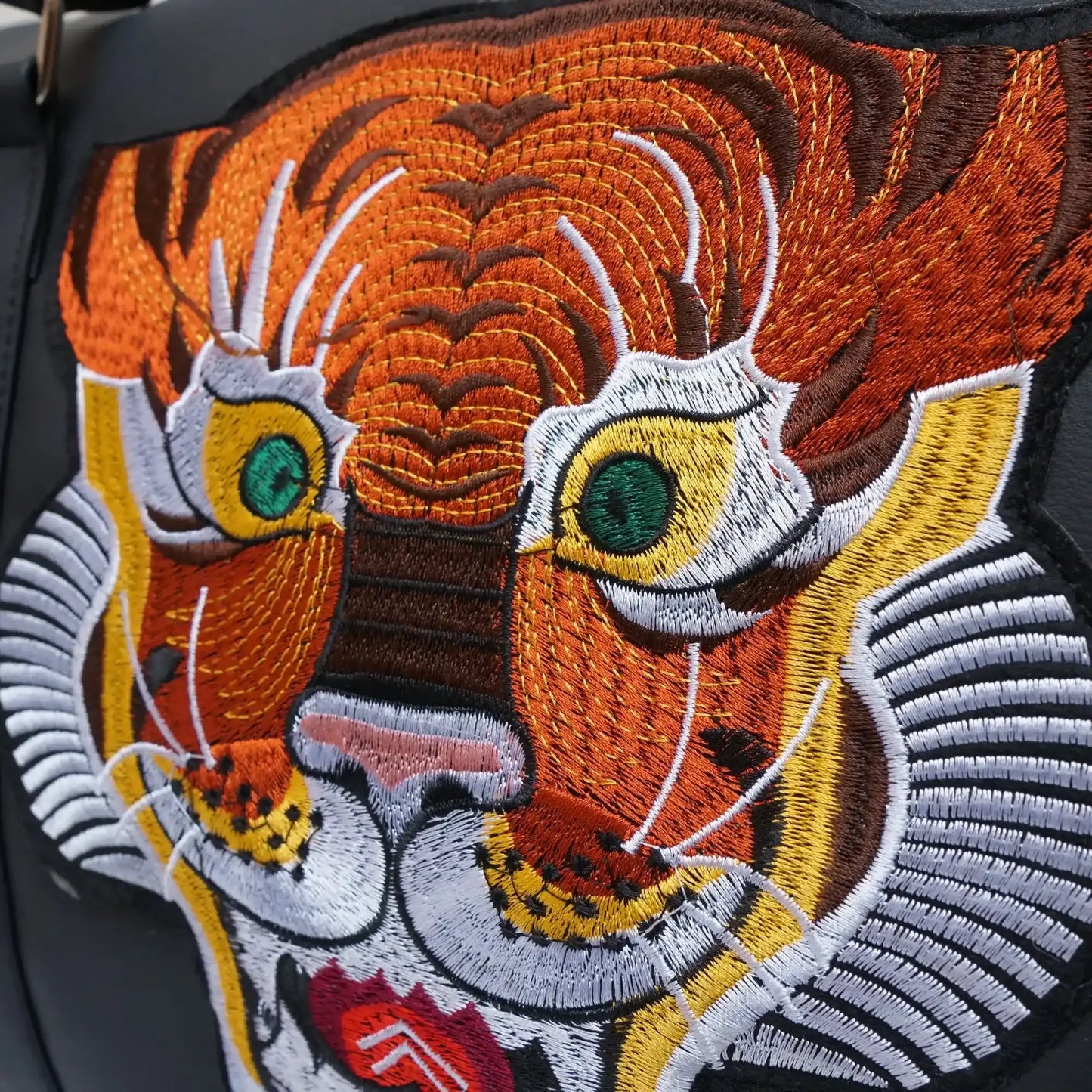 A tailor's son - AK Galleria