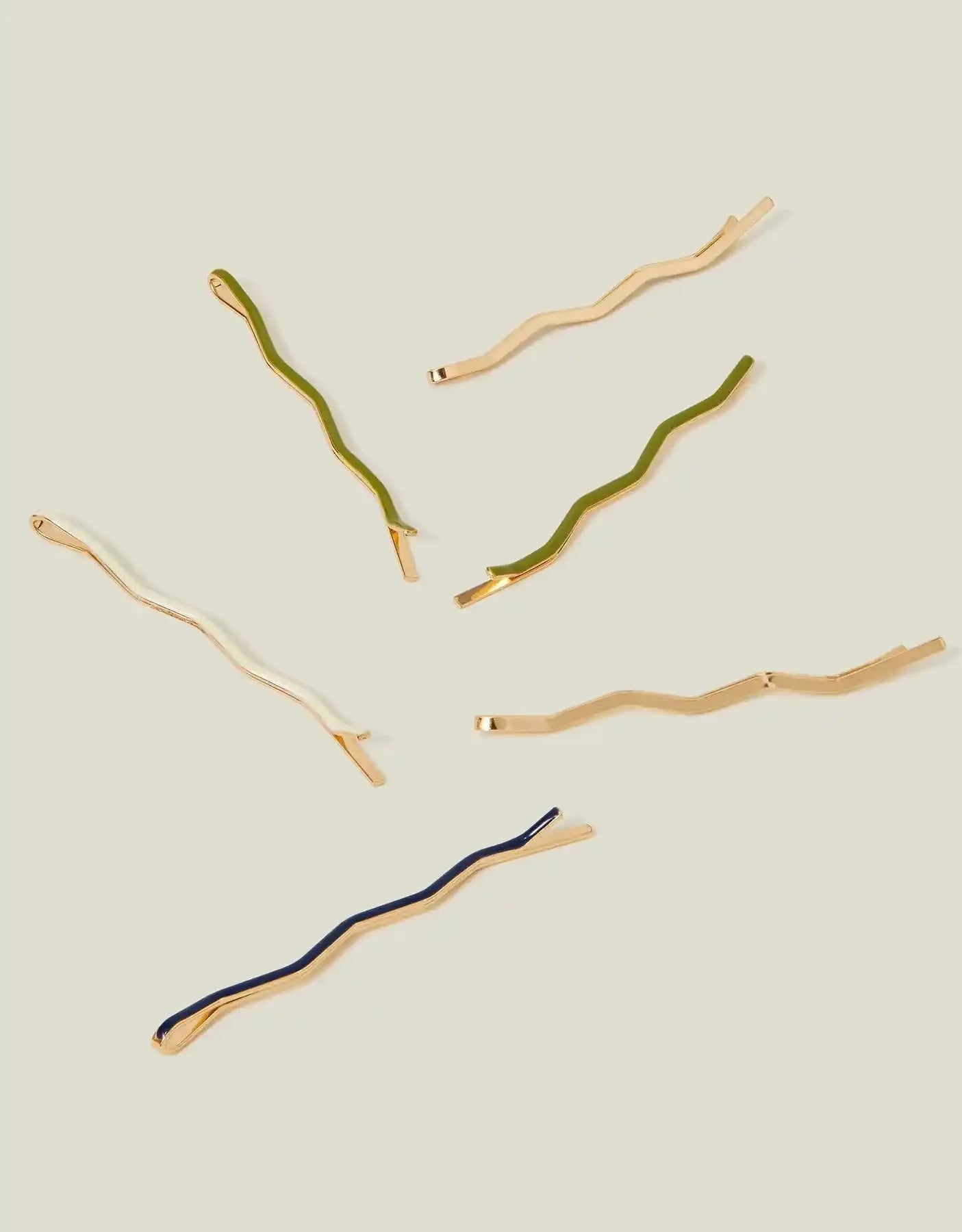 Accessorize - AK Galleria