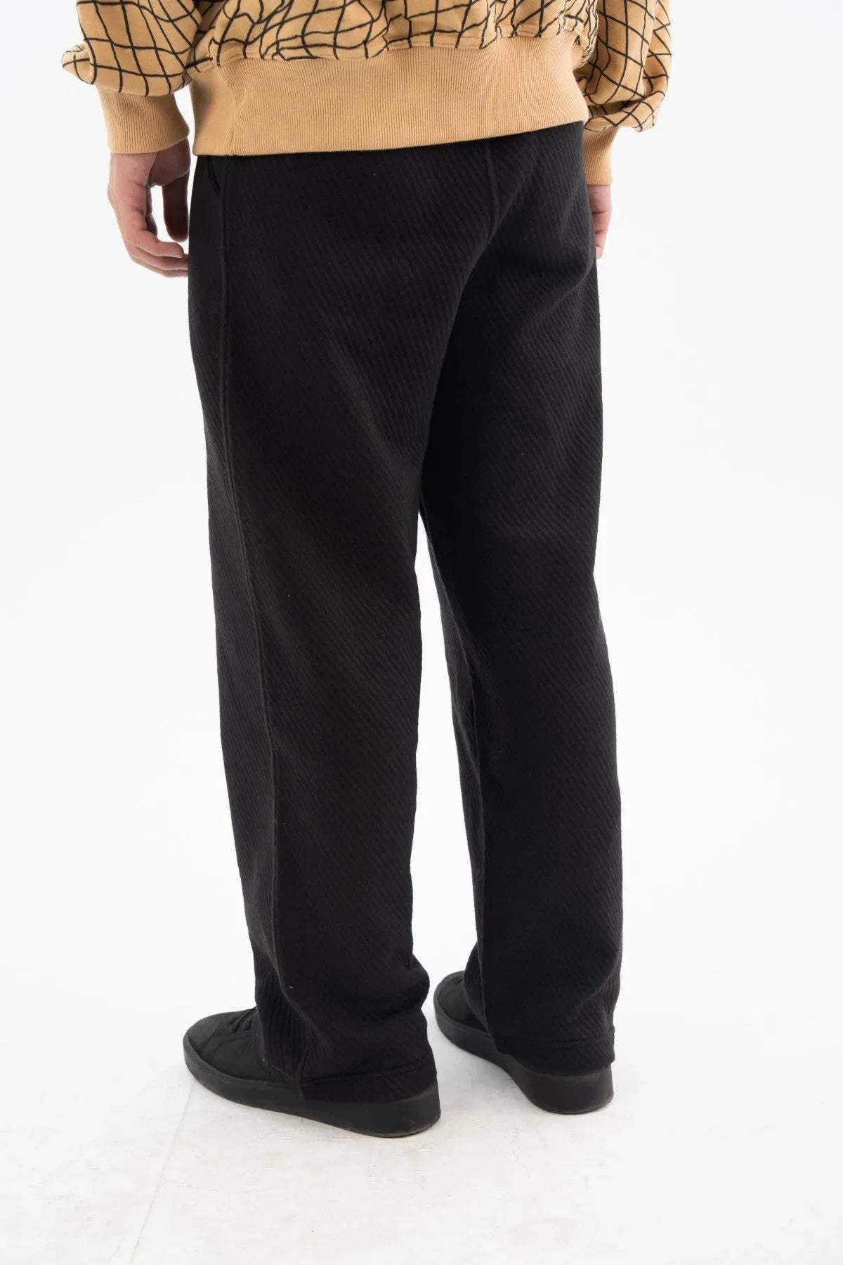 Brackets - AK Galleria