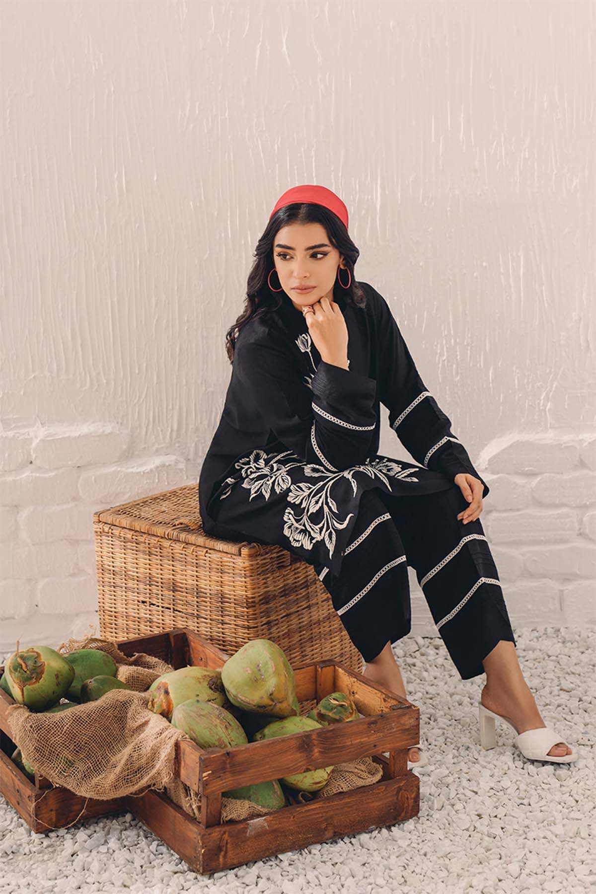 Nimra Kashif - AK Galleria