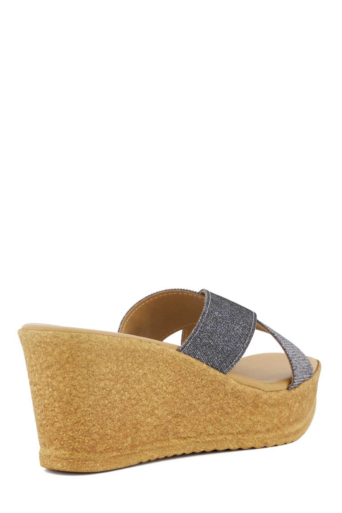 Dune London - AK Galleria