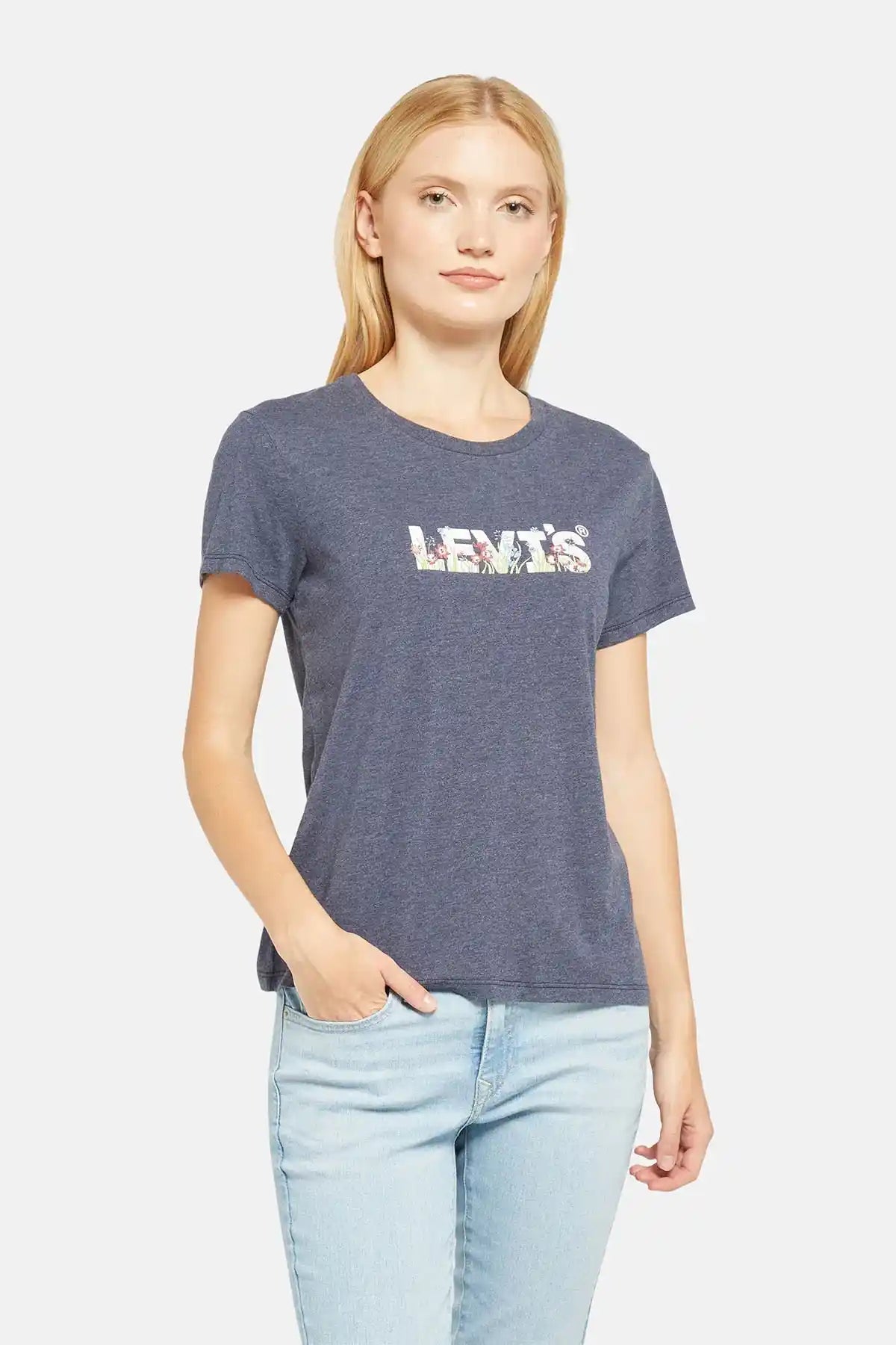 Levi's