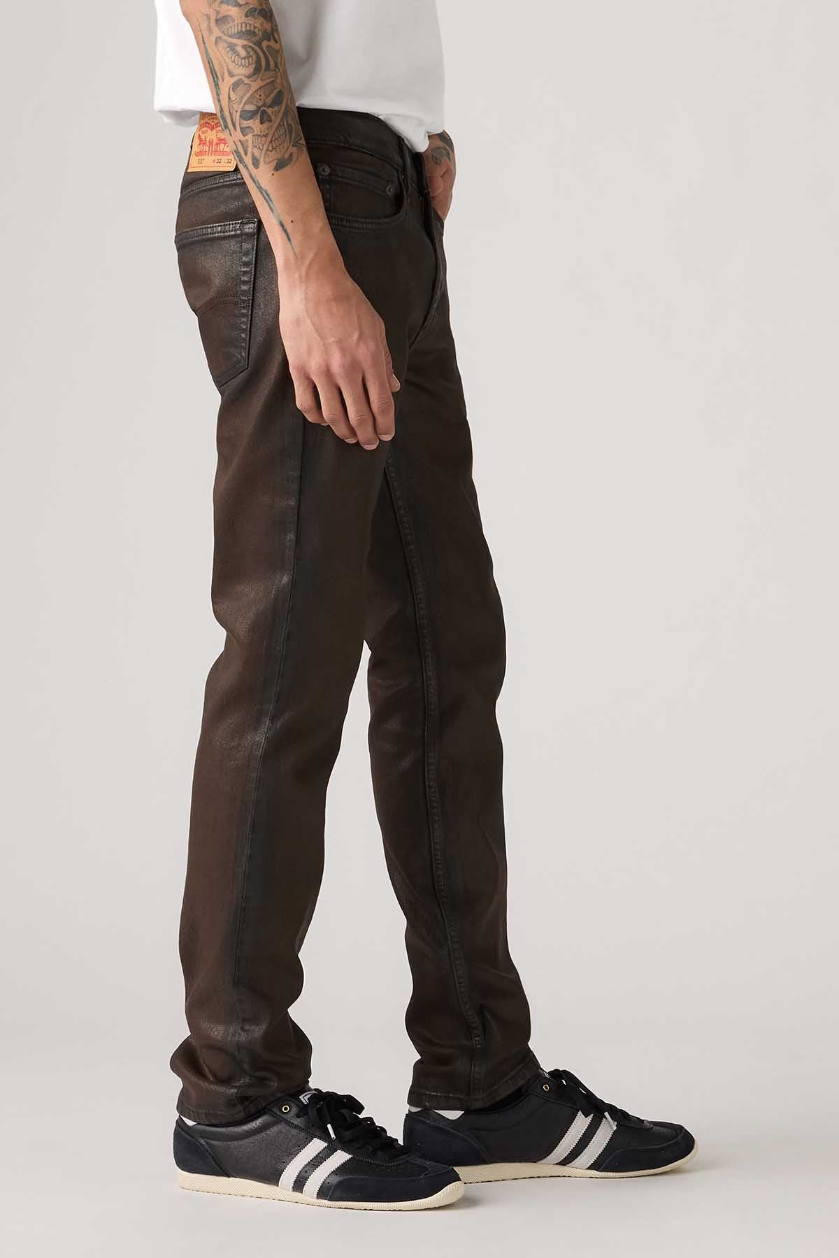 Levi's