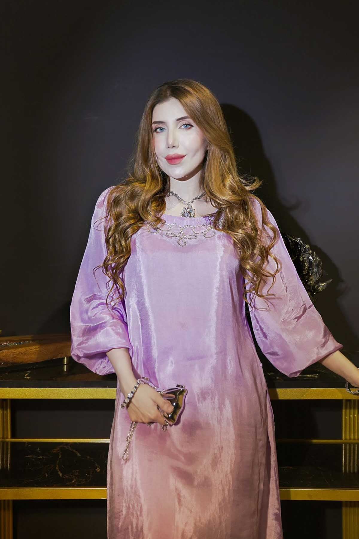 MANAAL ARFEEN