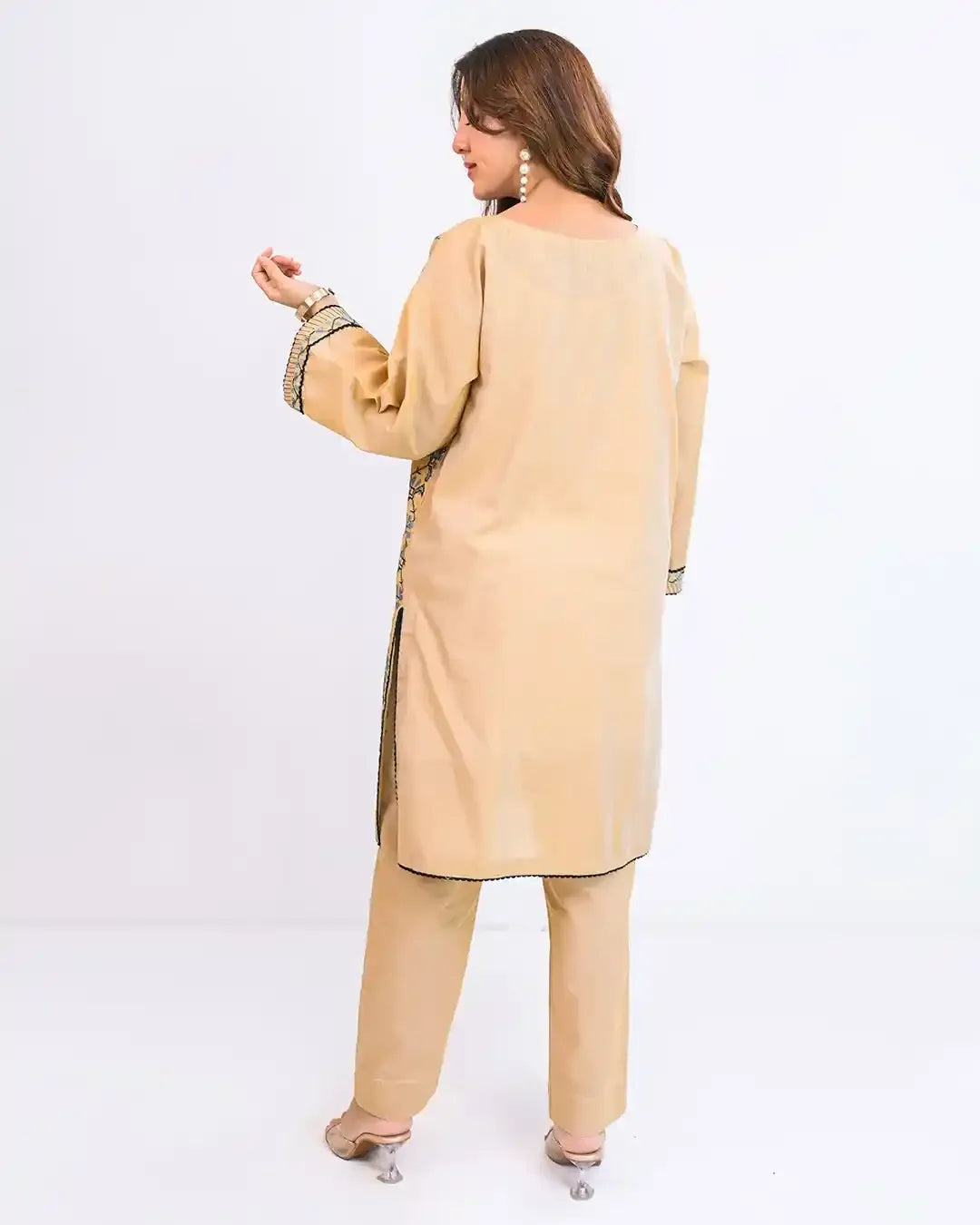 AYLA STUDIO - AK Galleria