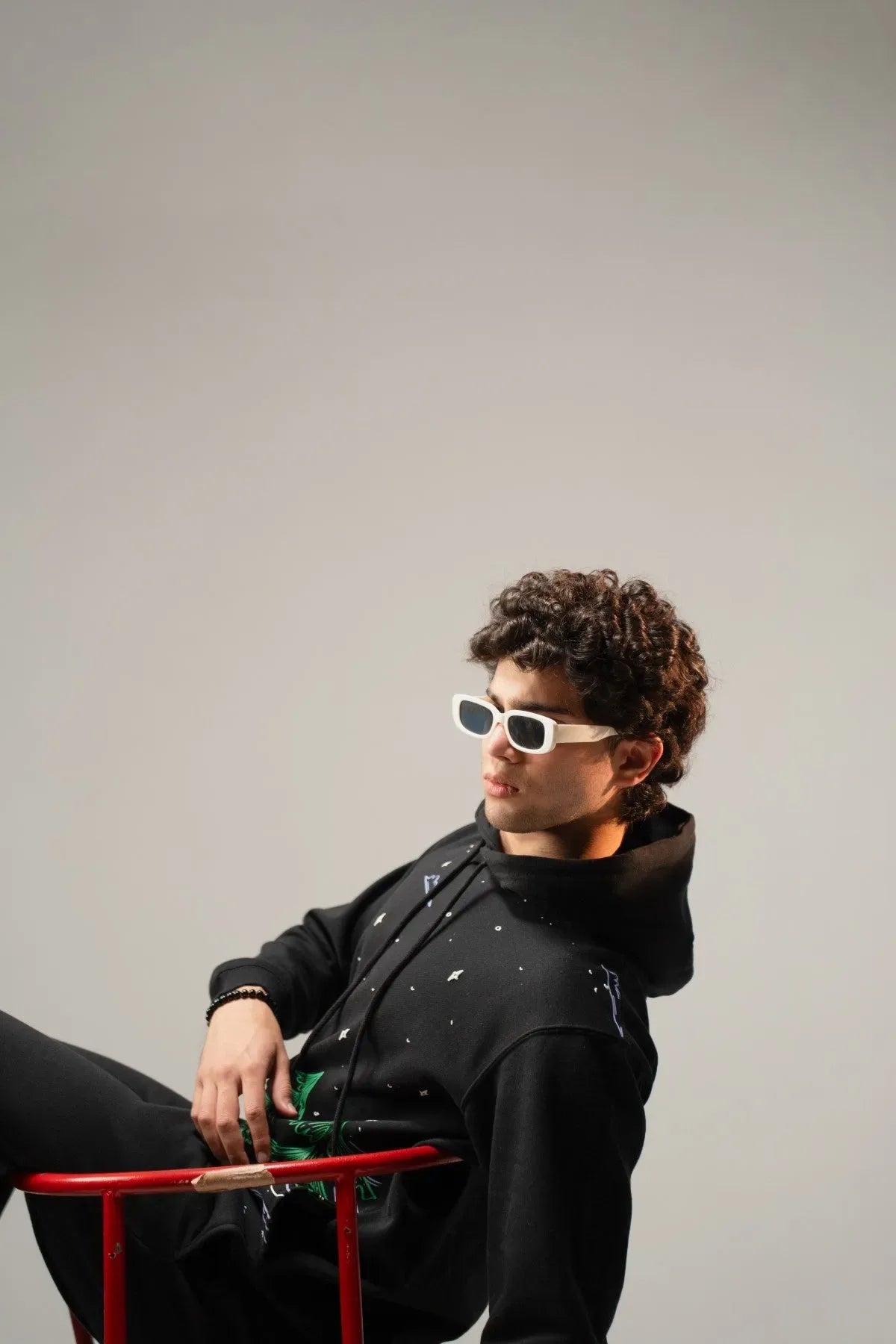 Brackets - AK Galleria