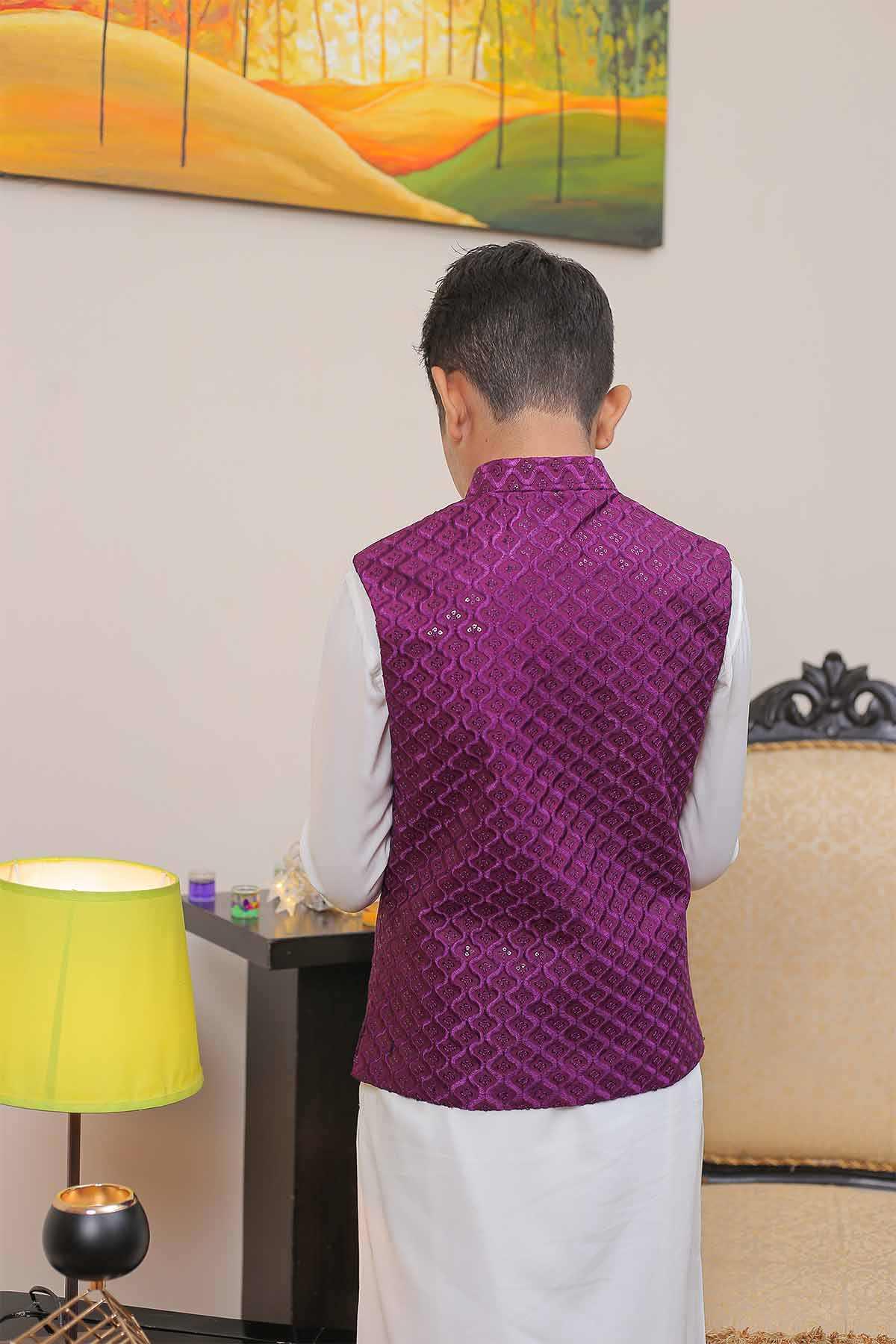 Real Image - AK Galleria