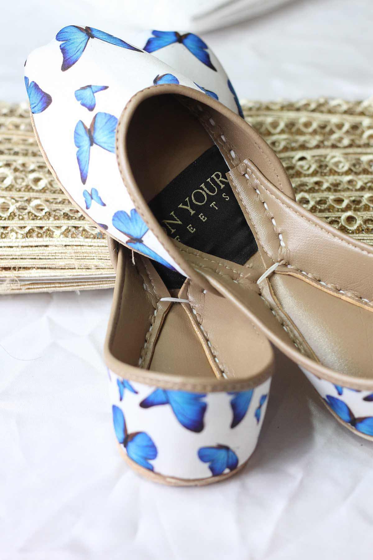 On your Feet - AK Galleria