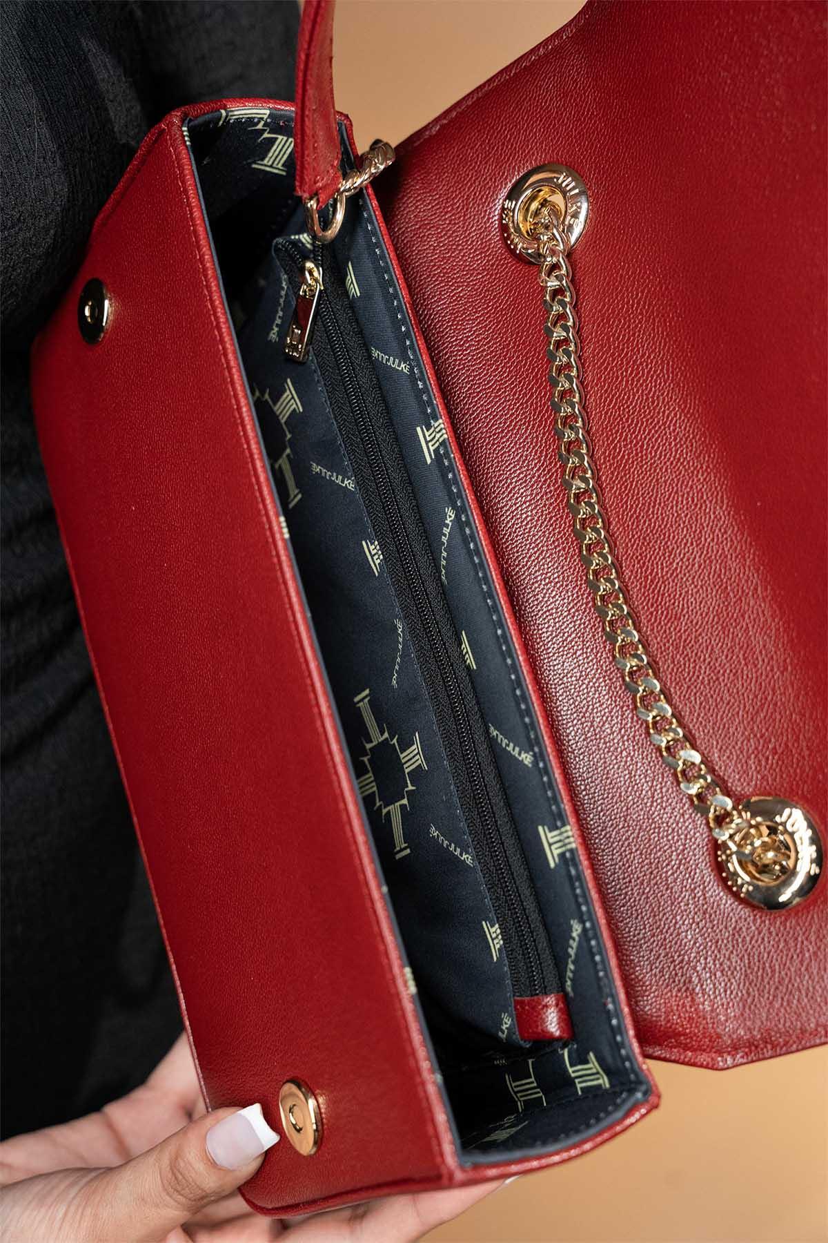 JULKÉ - AK Galleria