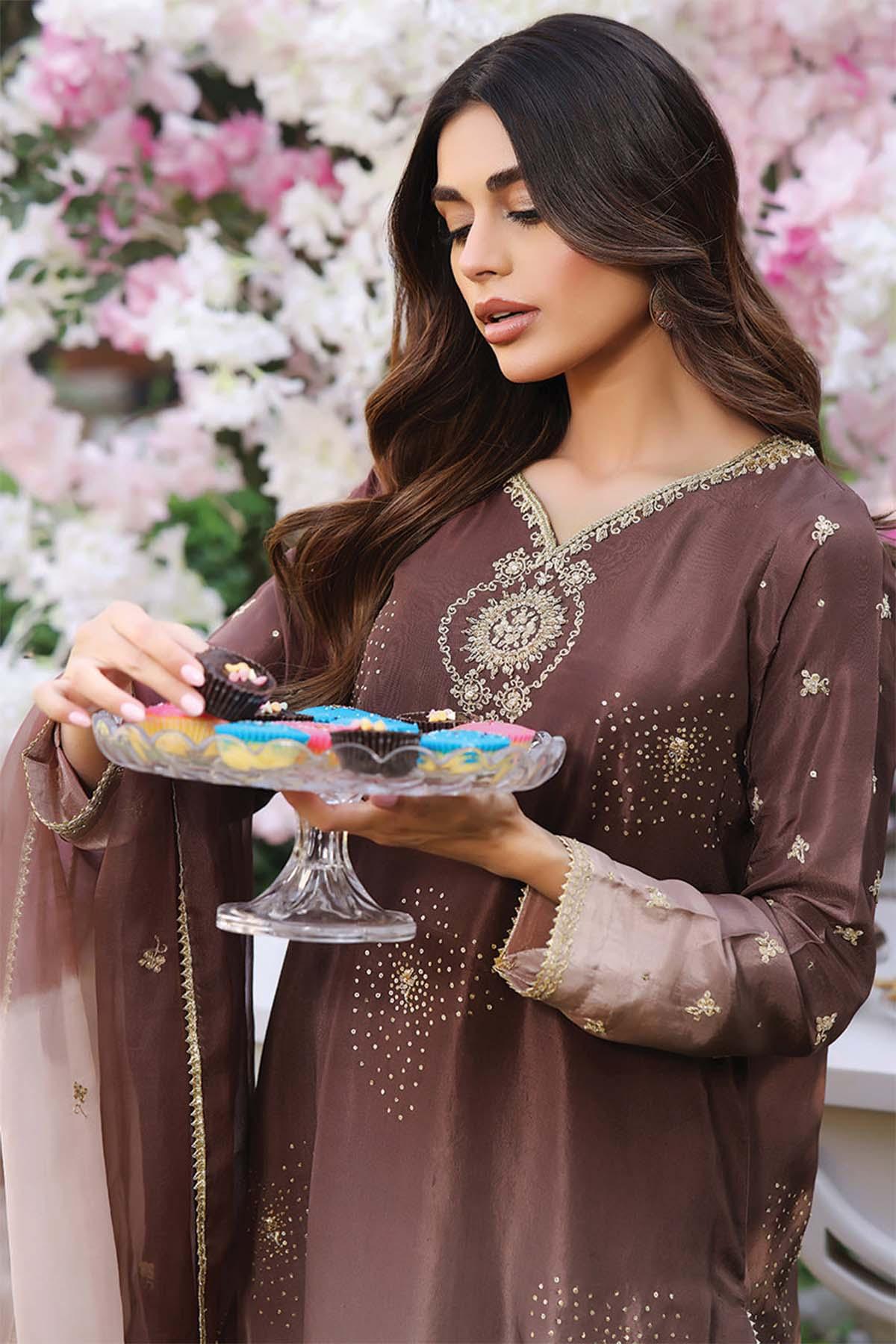 Nimra Kashif - AK Galleria