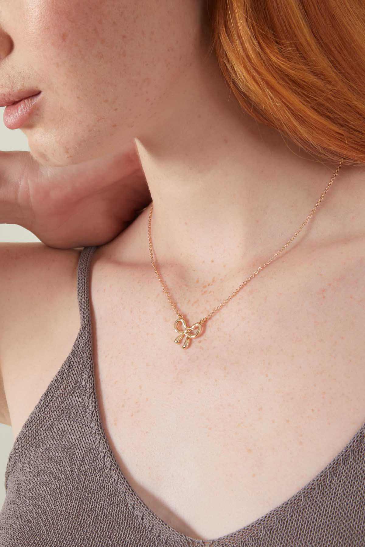 Accessorize - AK Galleria