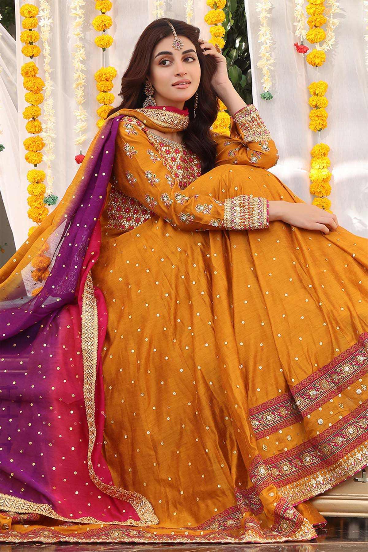 Nimra Kashif - AK Galleria