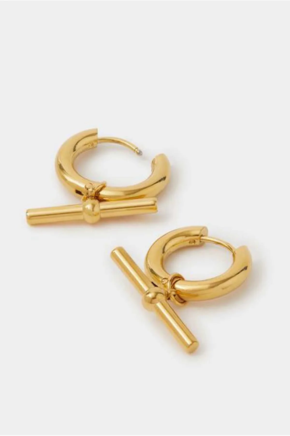 Accessorize - AK Galleria