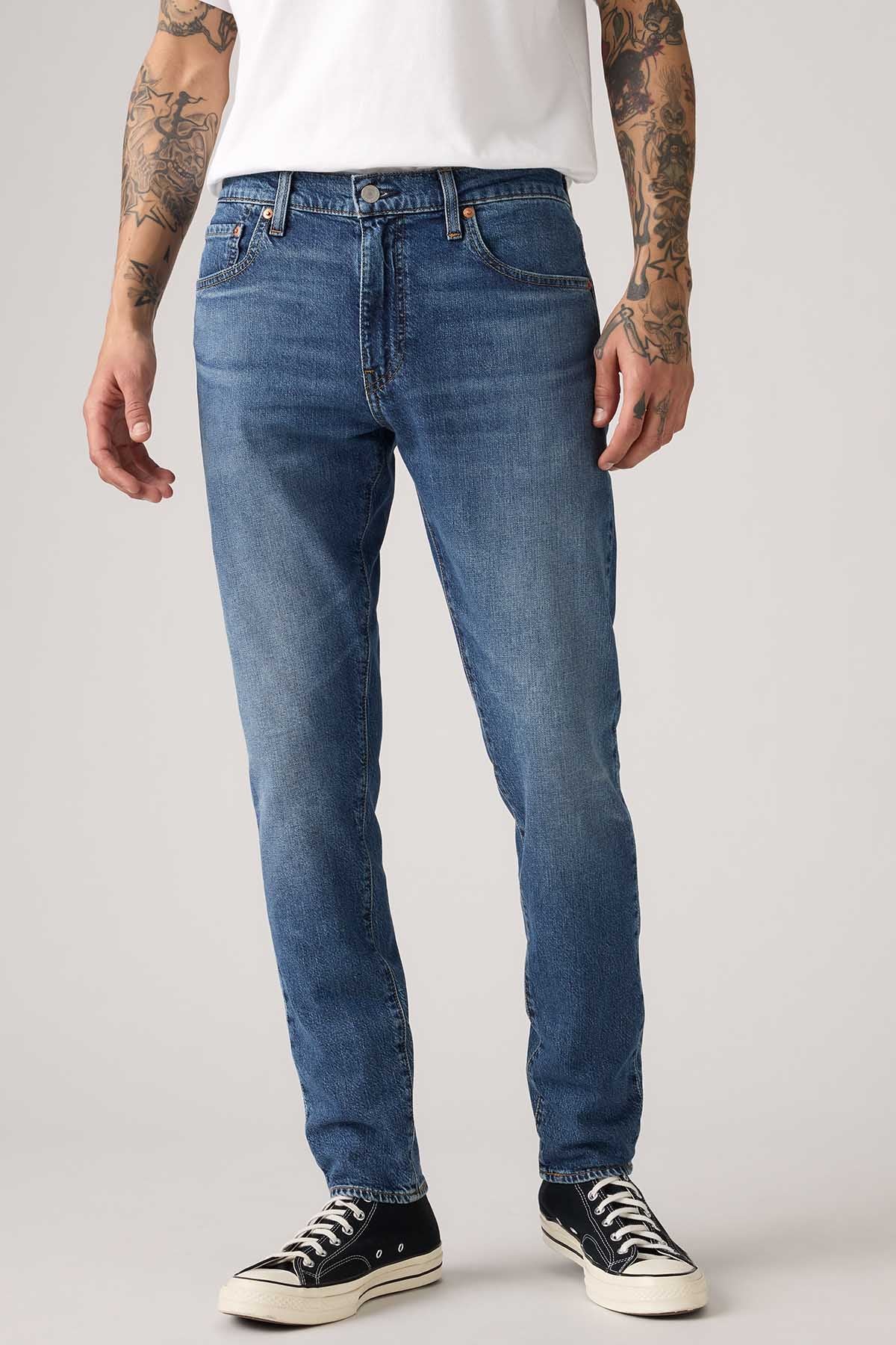 Levi's