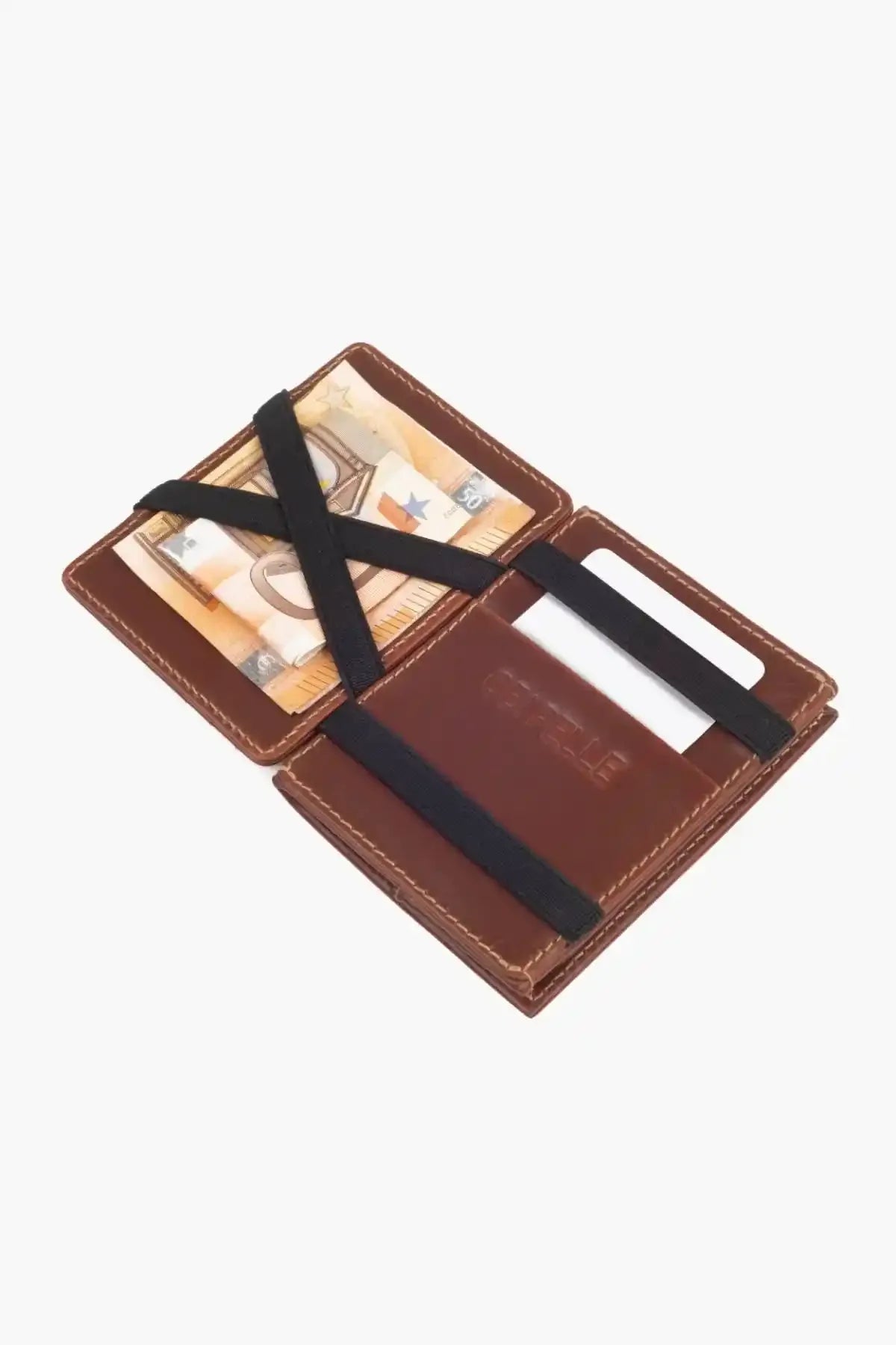 Obi Pelle - AK Galleria