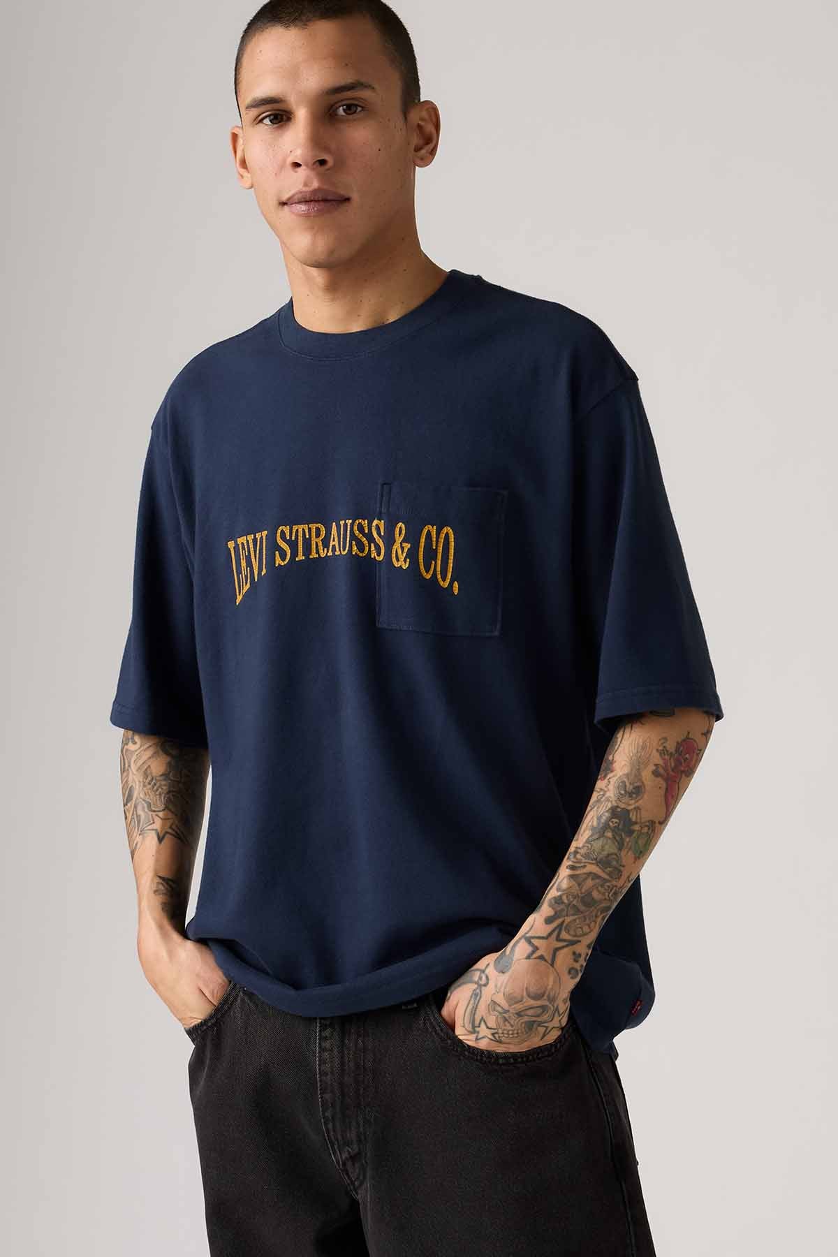 Levi's