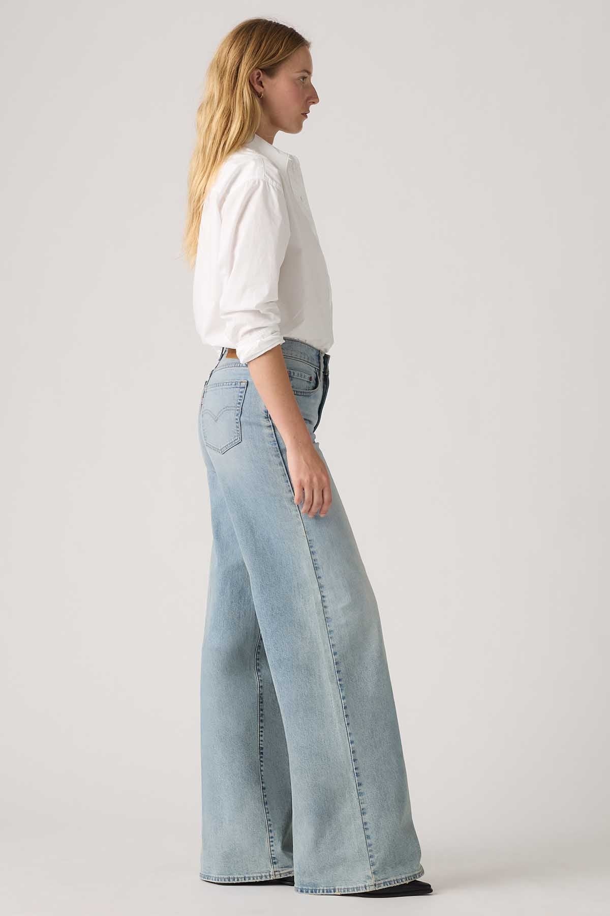 Levi's