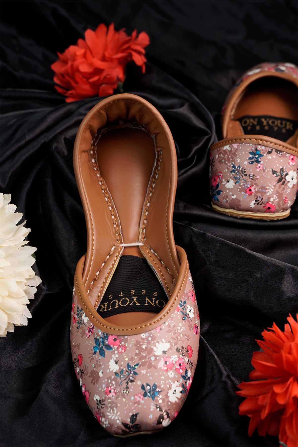 On your Feet - AK Galleria