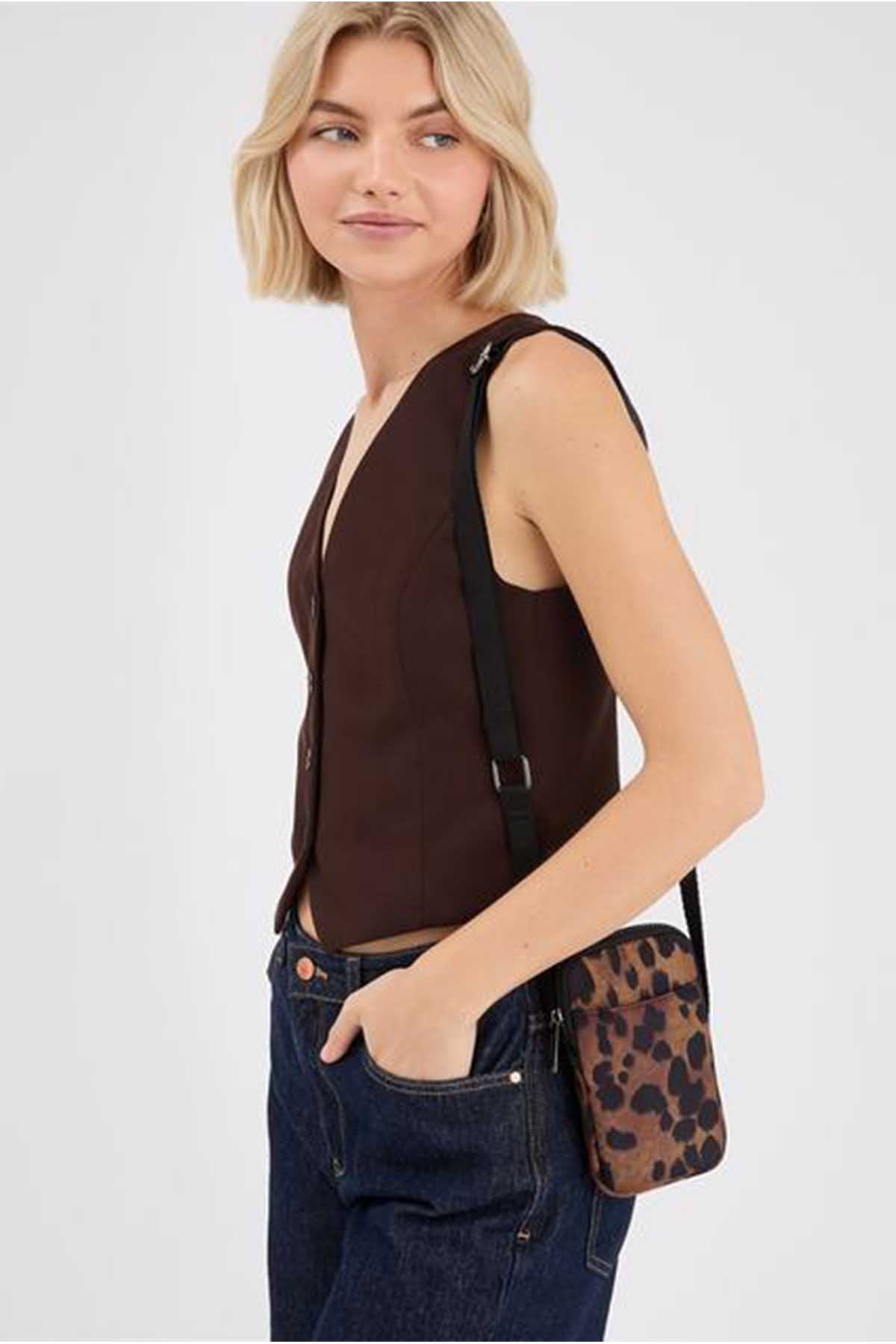 Accessorize - AK Galleria