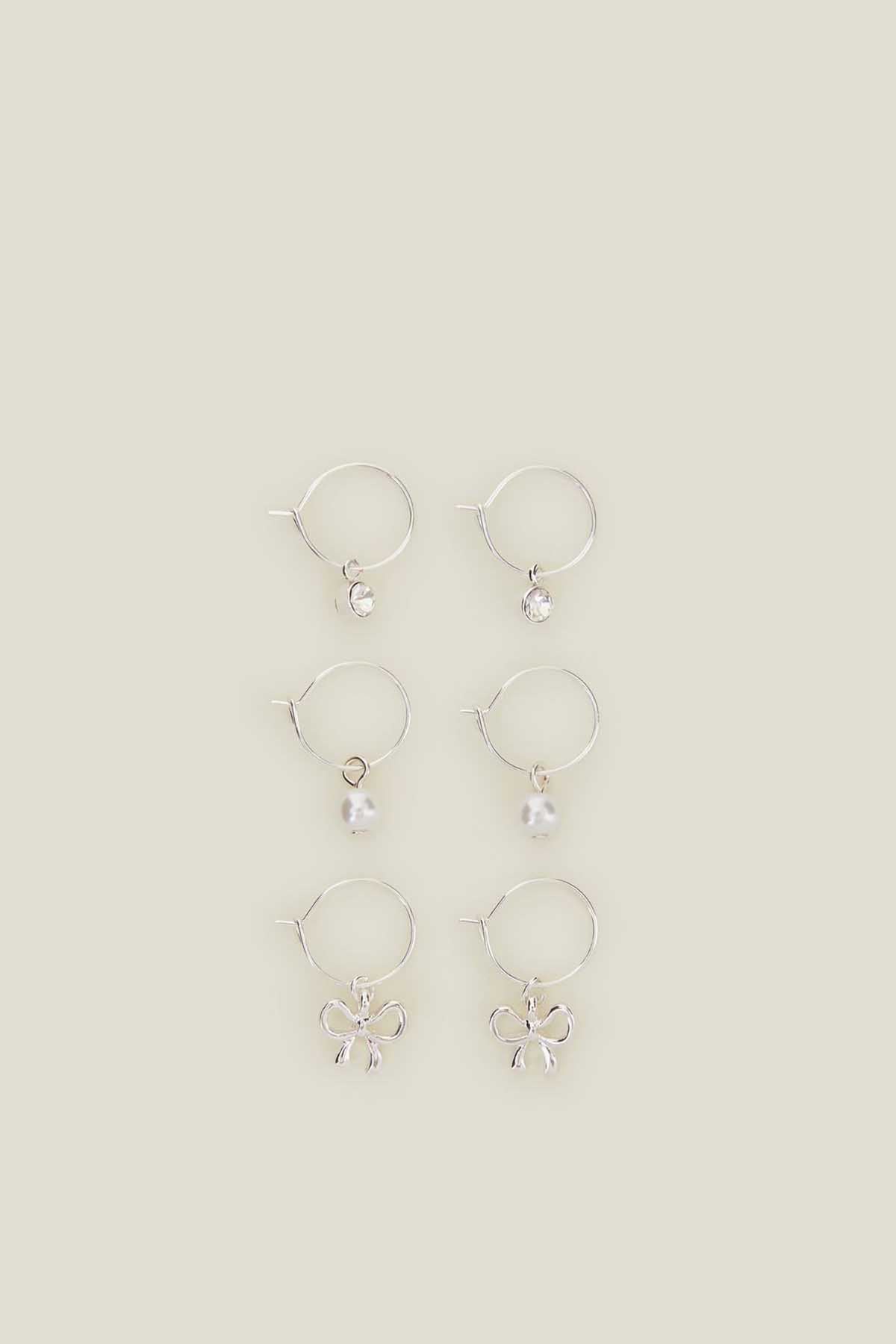 Accessorize