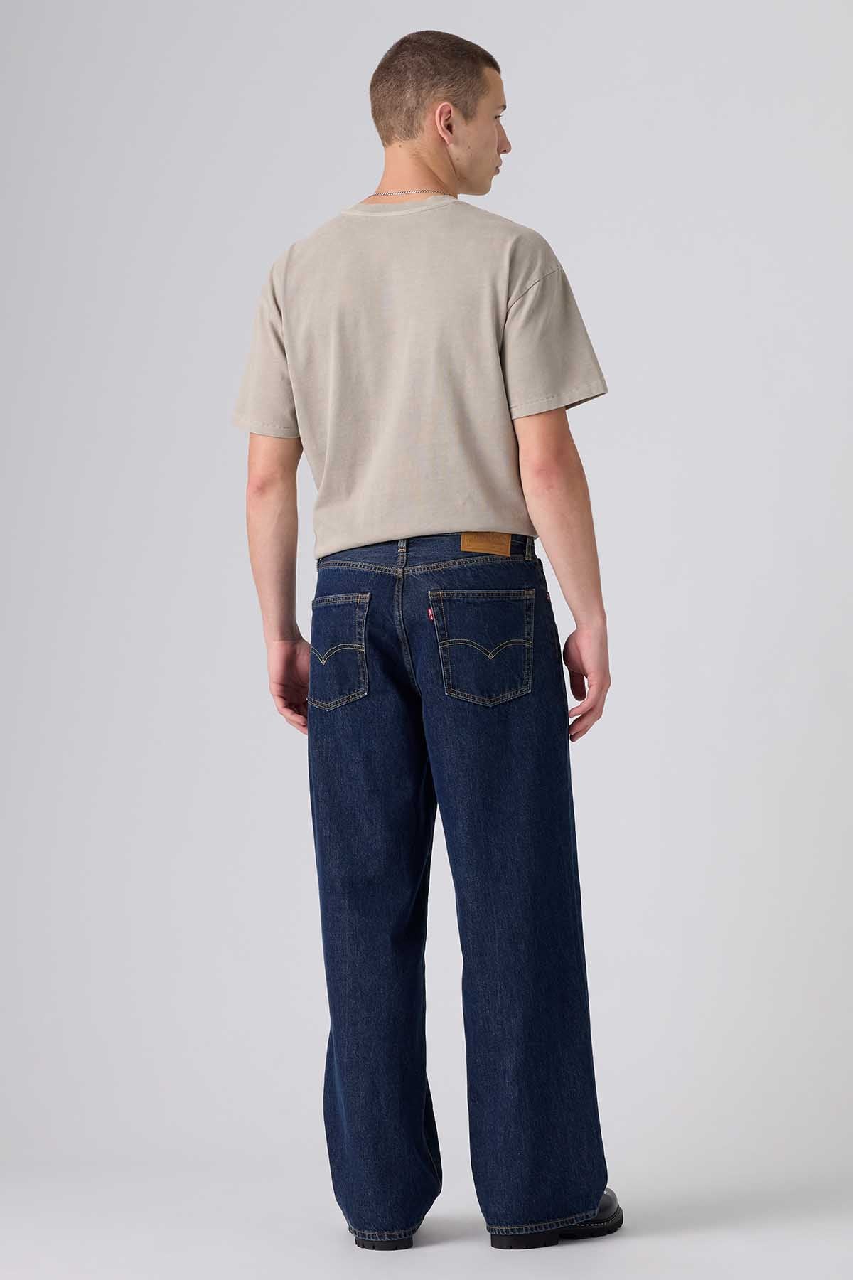 Levi's