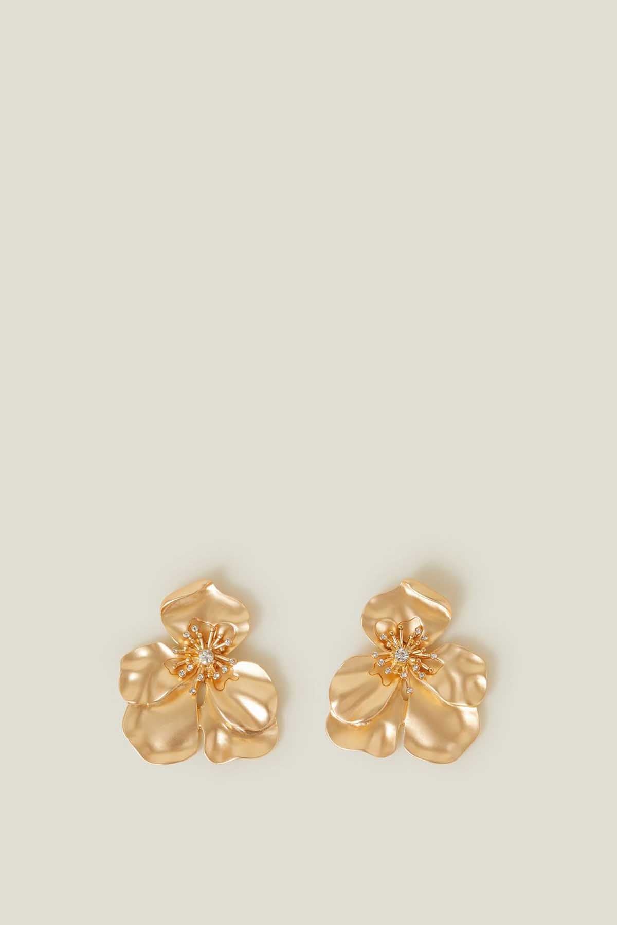 Accessorize