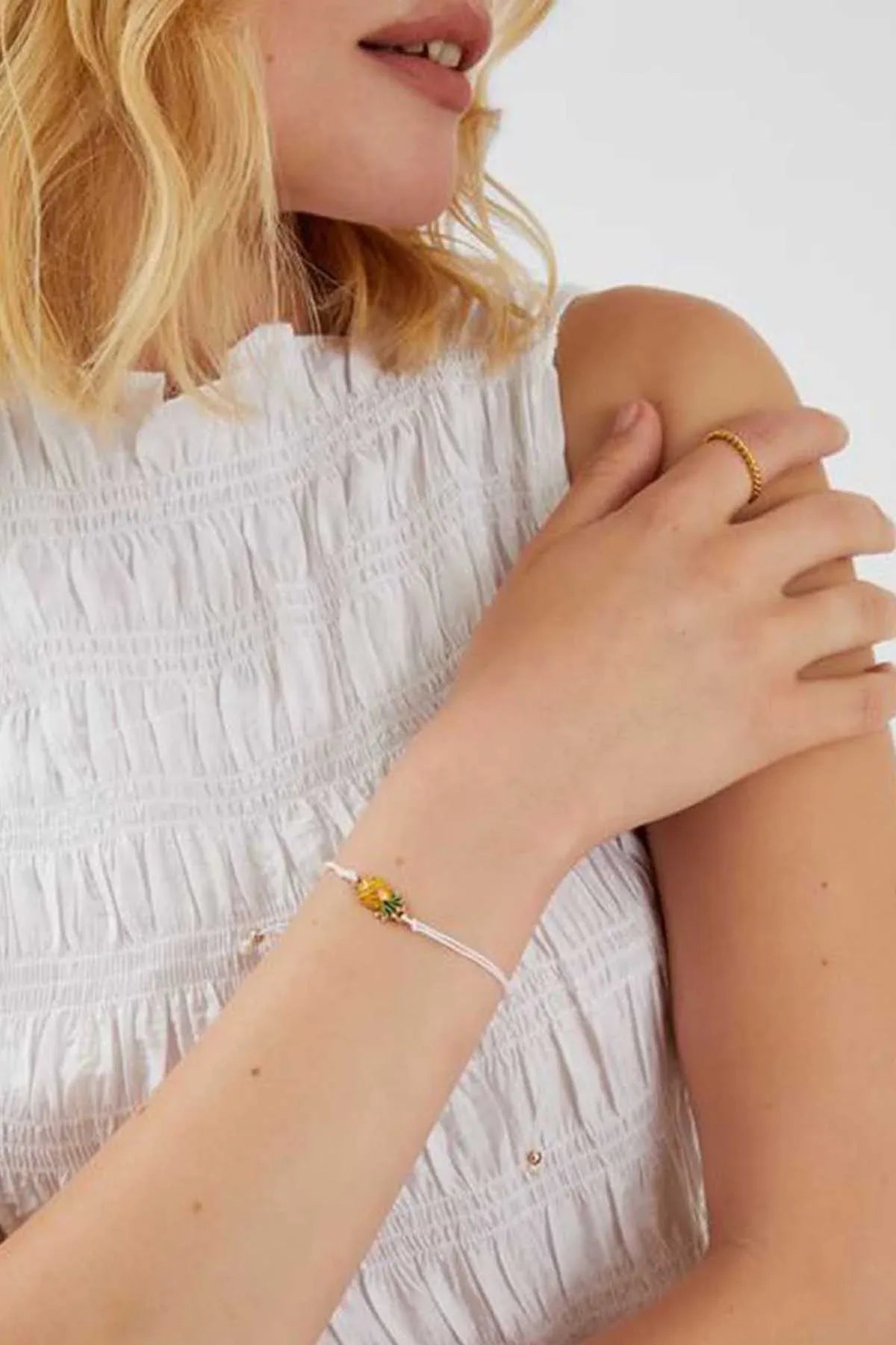 Accessorize - AK Galleria