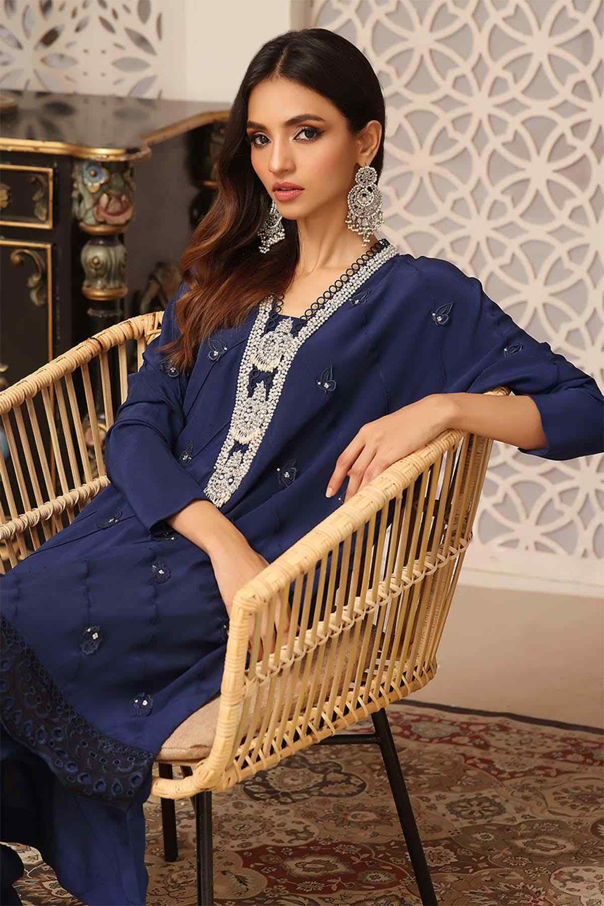 Nimra Kashif - AK Galleria