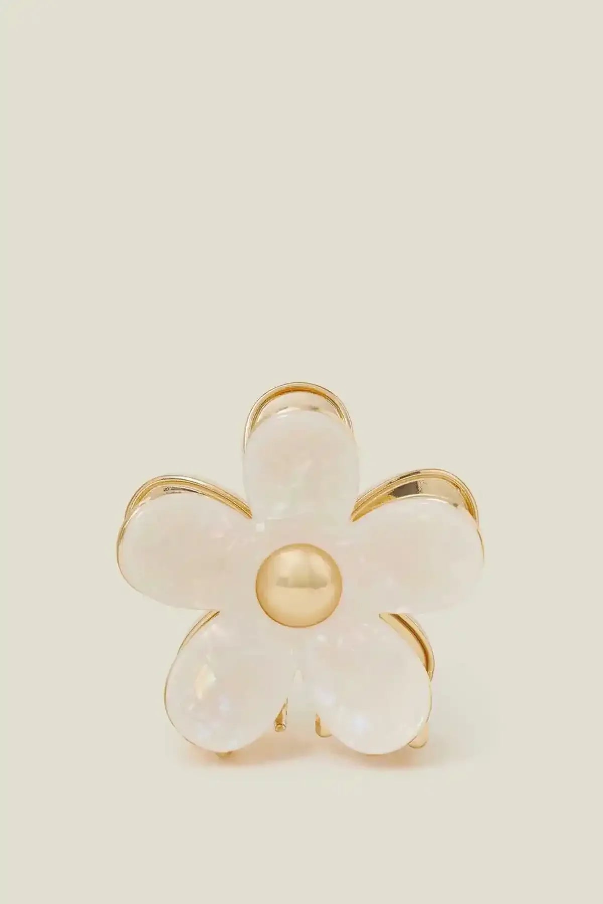 Accessorize - AK Galleria