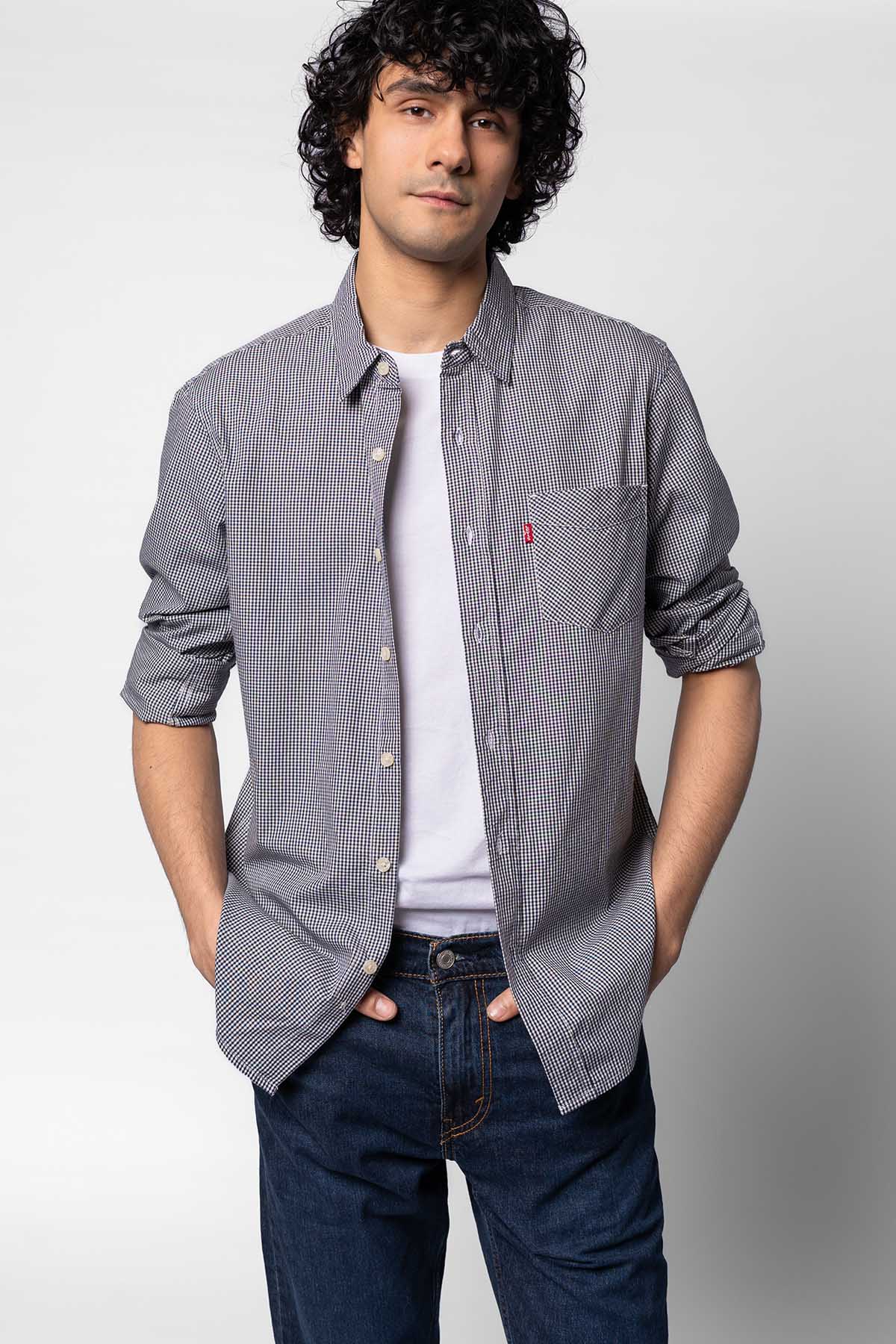 Levi's
