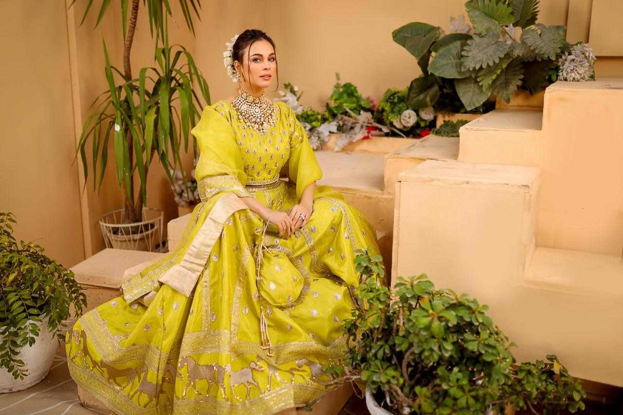 Kausar Attire