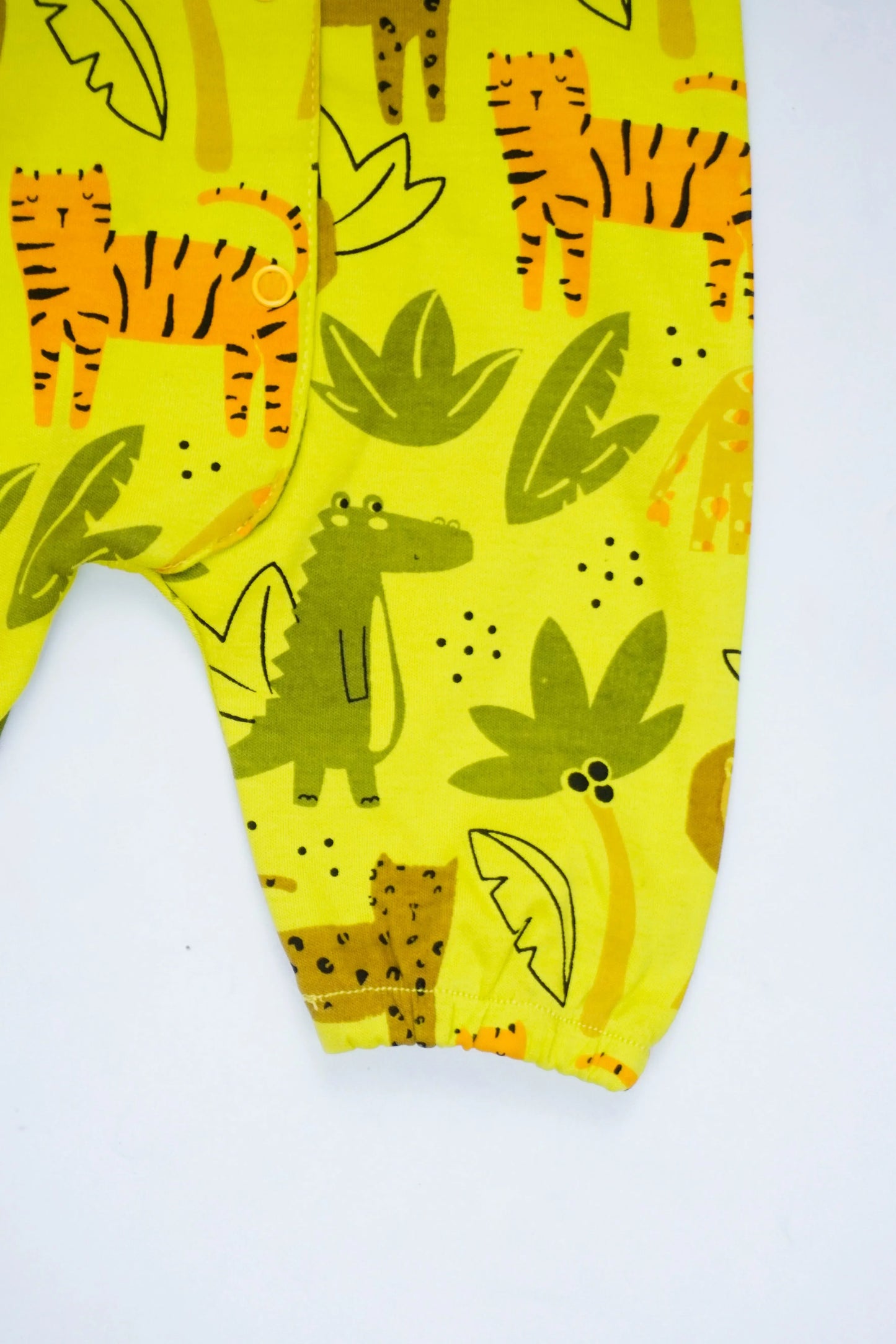 The nest clothing - AK Galleria